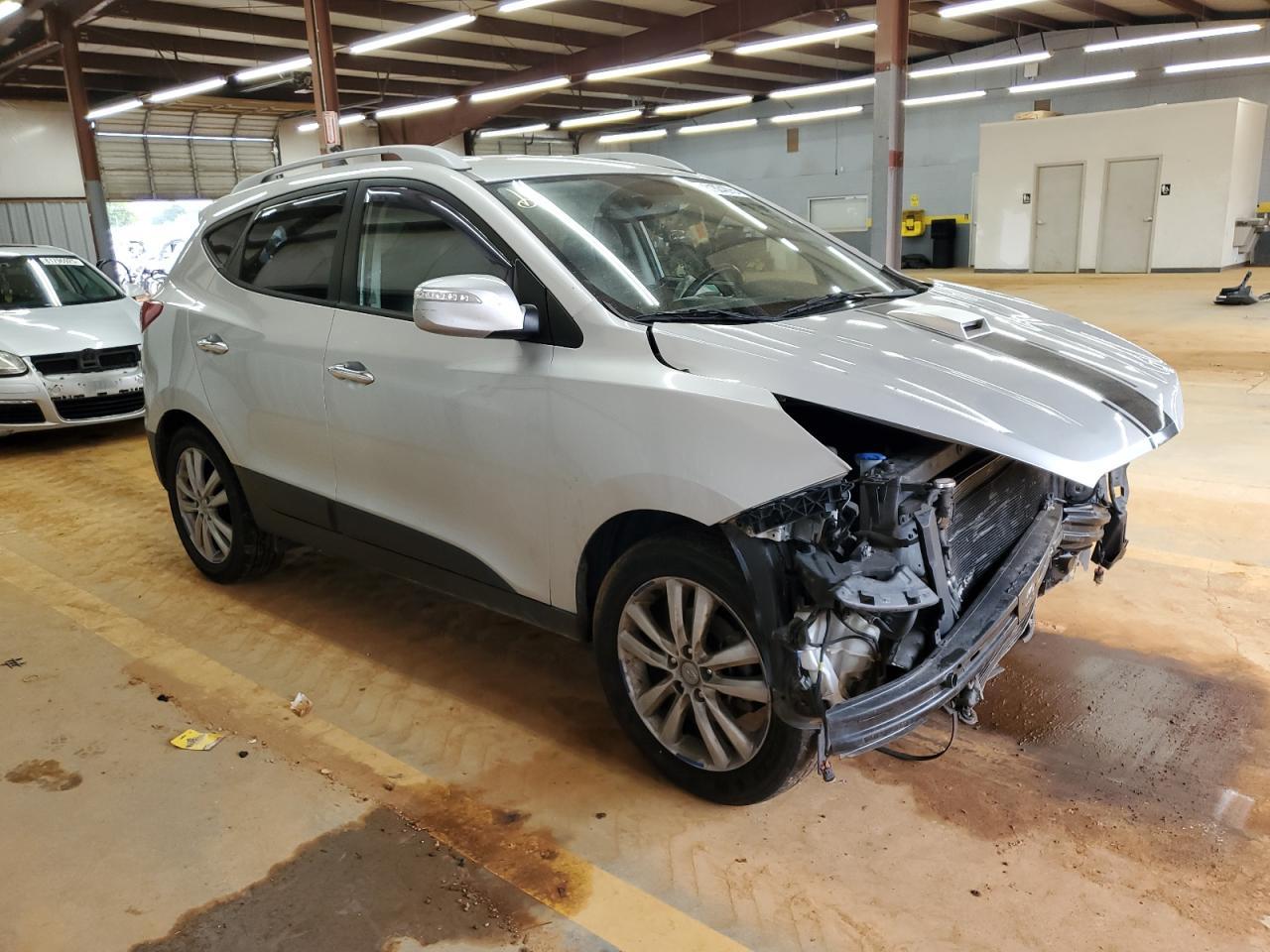 2011 HYUNDAI TUCSON