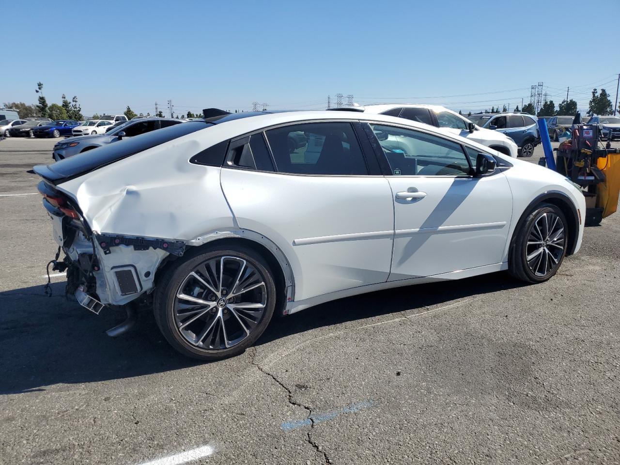 2024 TOYOTA PRIUS