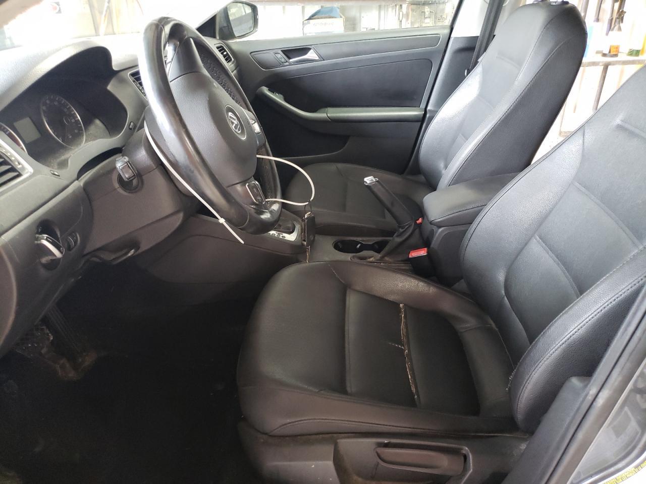 2012 VOLKSWAGEN JETTA