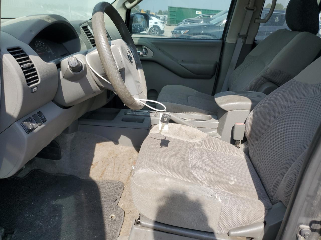 2012 NISSAN Frontier