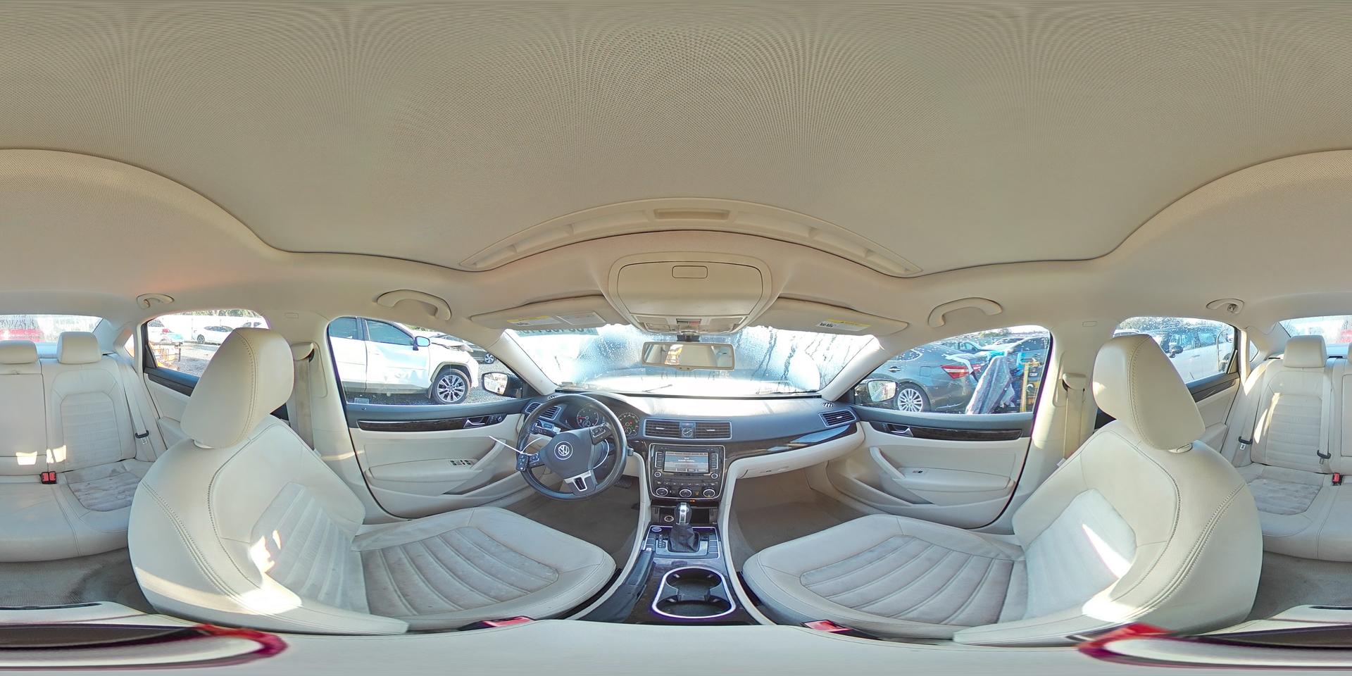 2014 VOLKSWAGEN Passat