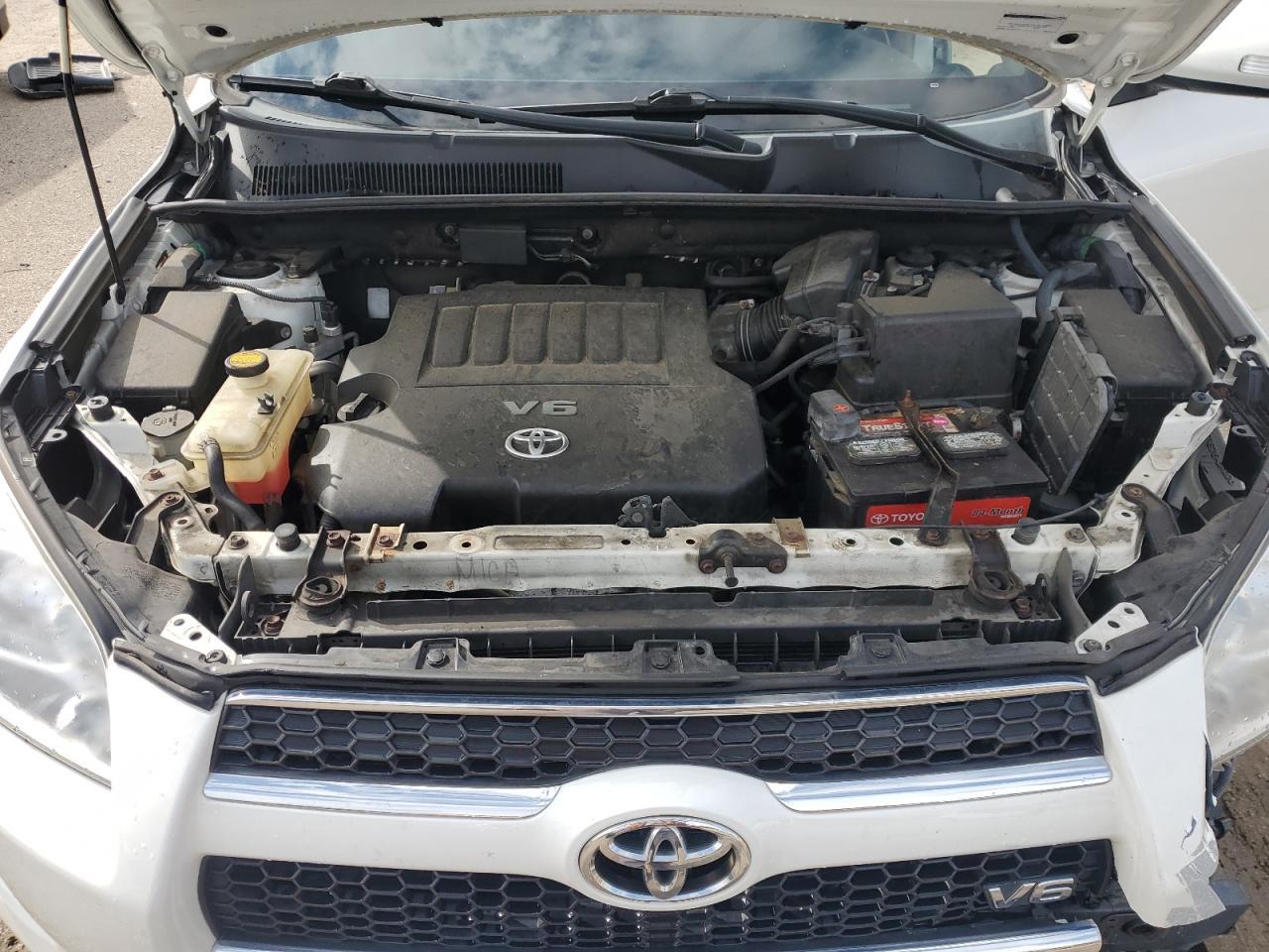 2012 TOYOTA RAV4