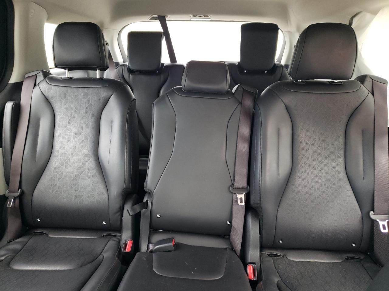 2024 KIA Carnival