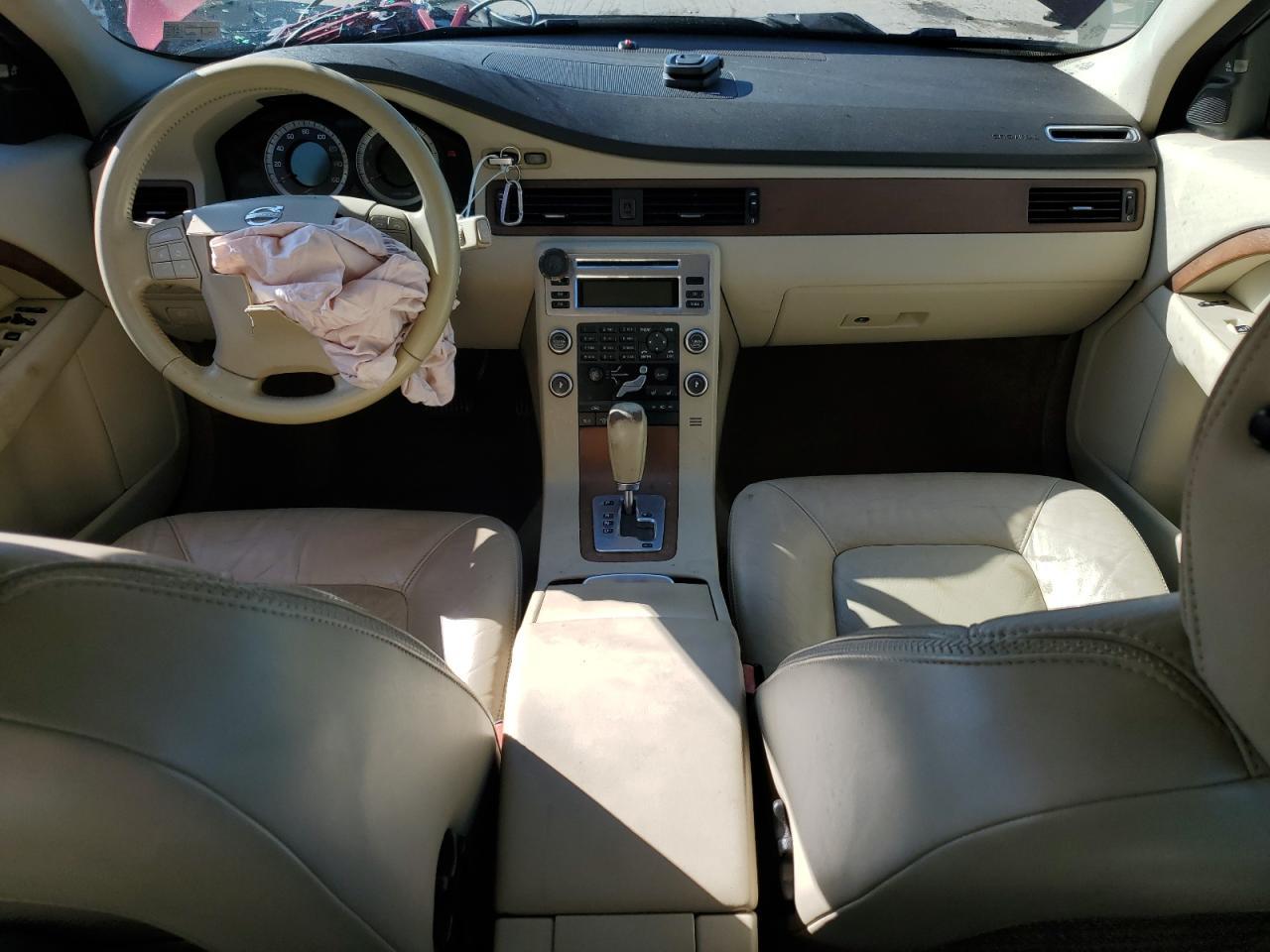 2009 VOLVO XC70