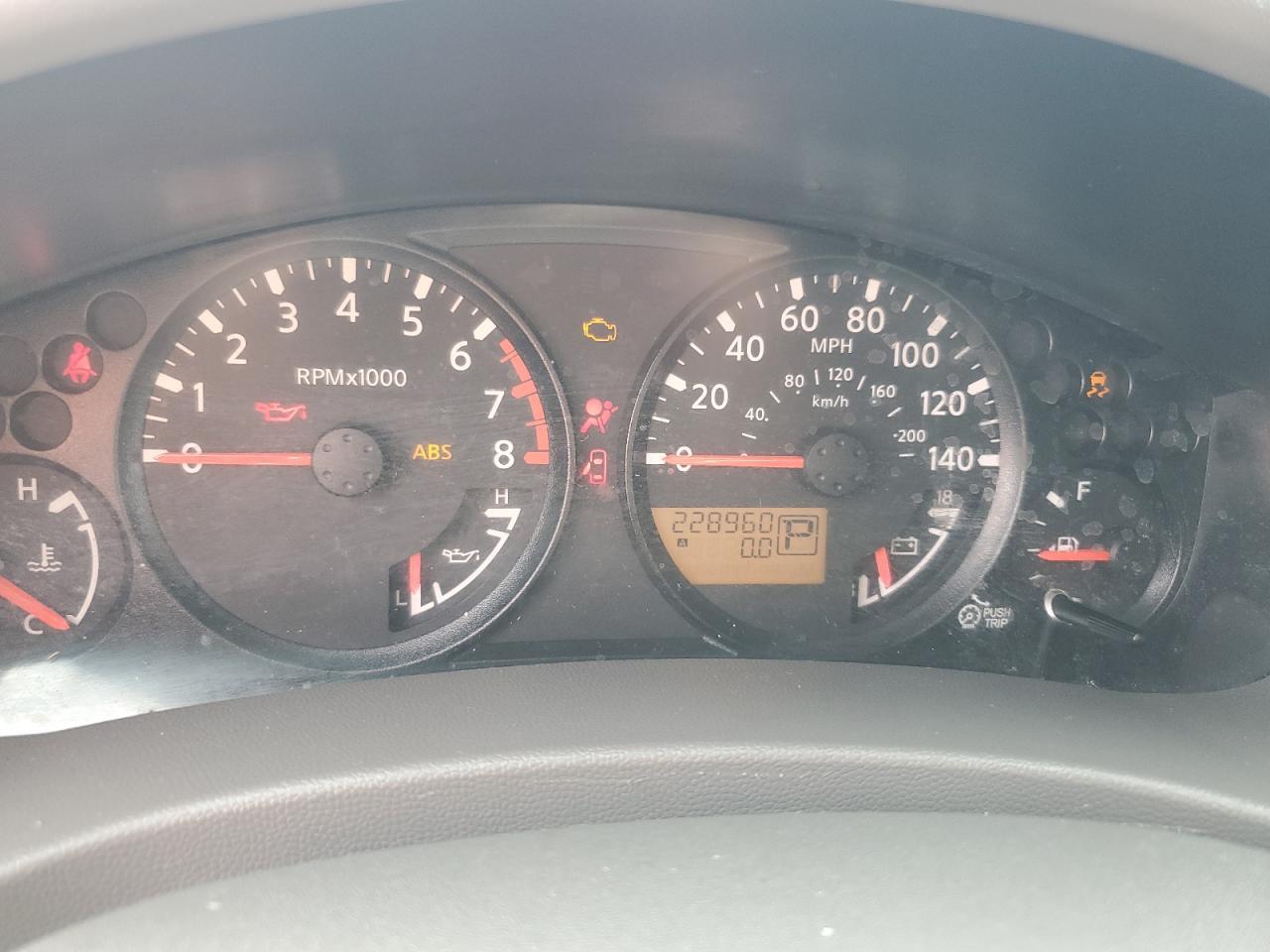 2012 NISSAN Frontier