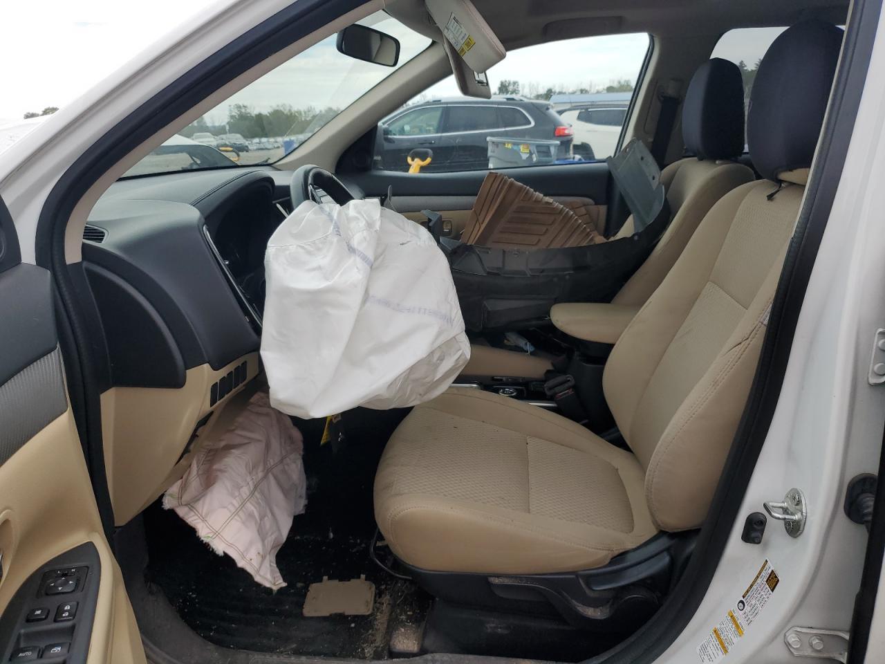 2018 MITSUBISHI outlander