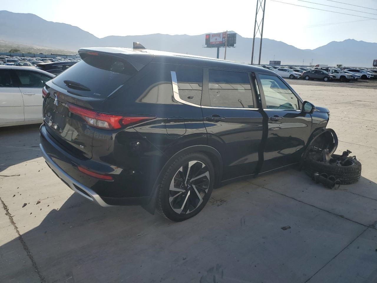 2022 MITSUBISHI outlander