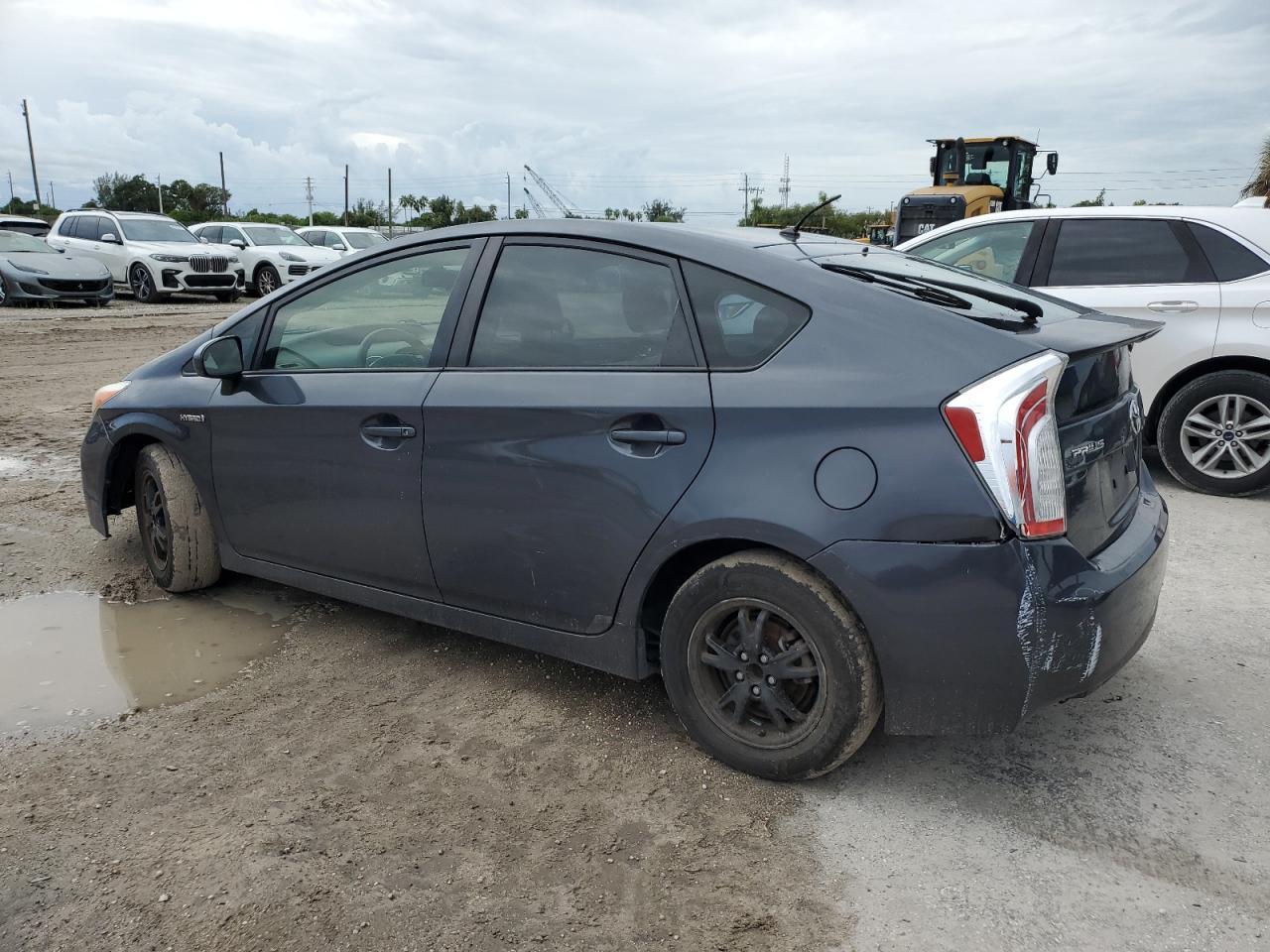 2015 TOYOTA PRIUS