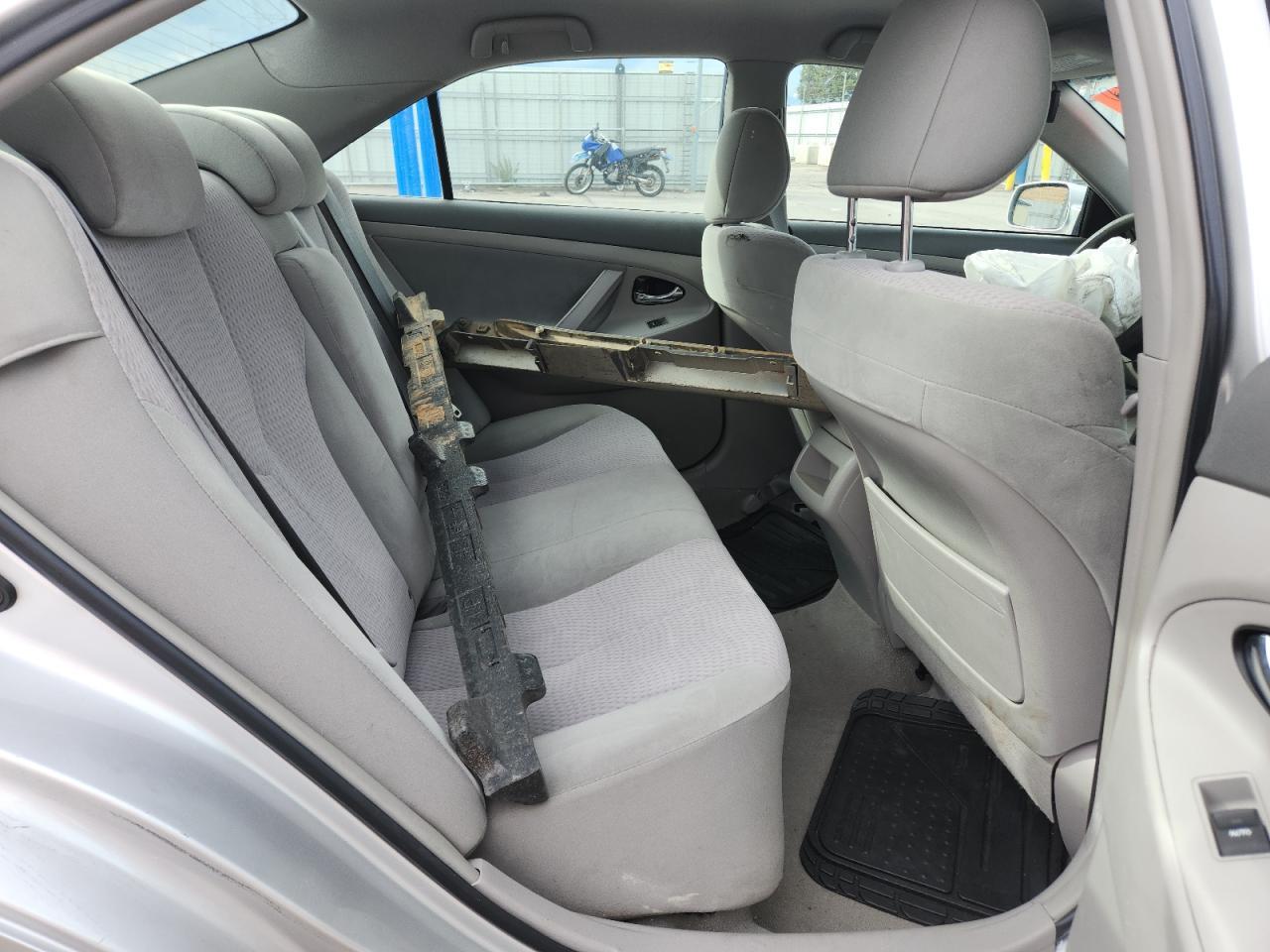 2011 TOYOTA CAMRY