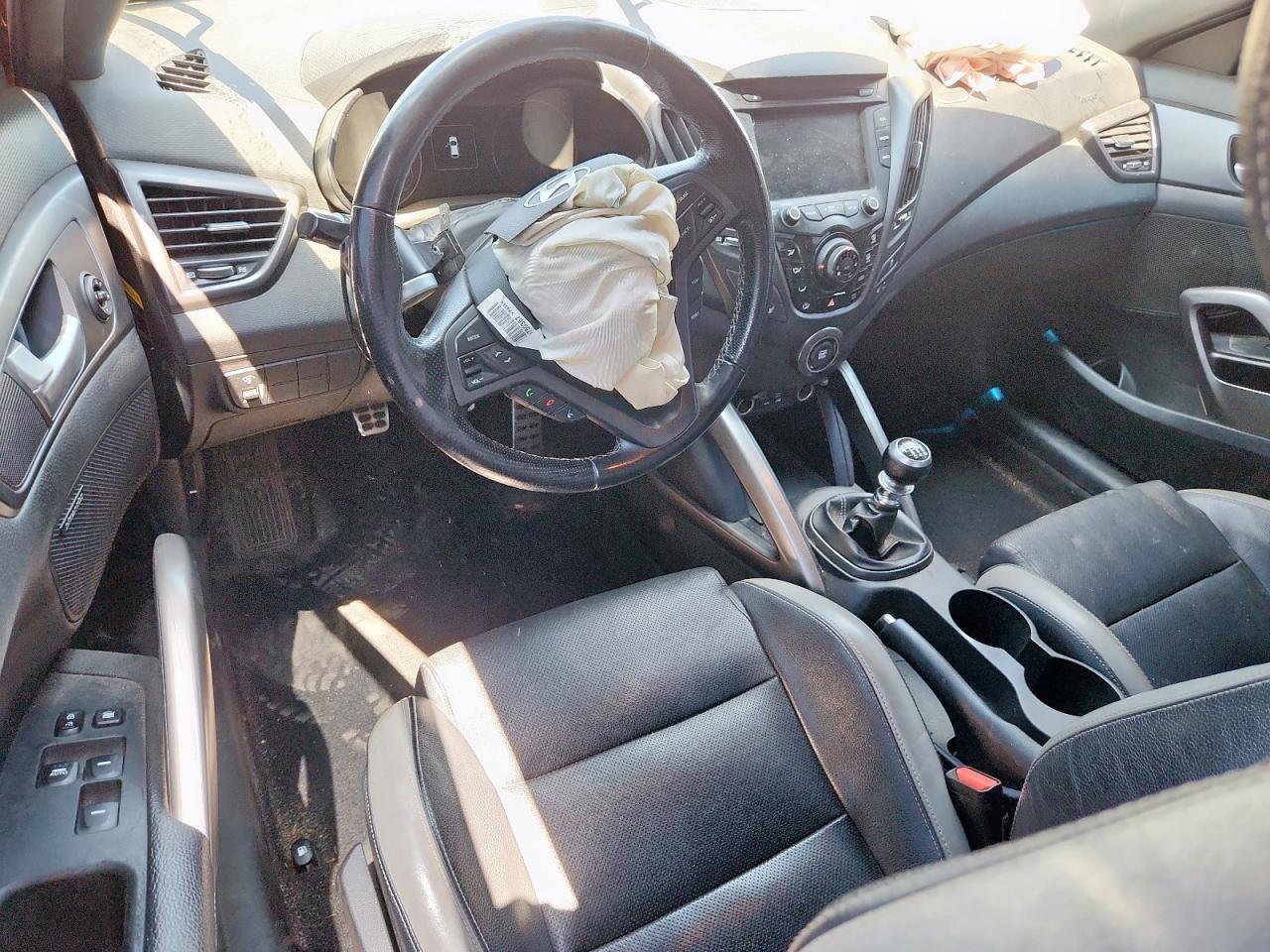 2016 HYUNDAI VELOSTER