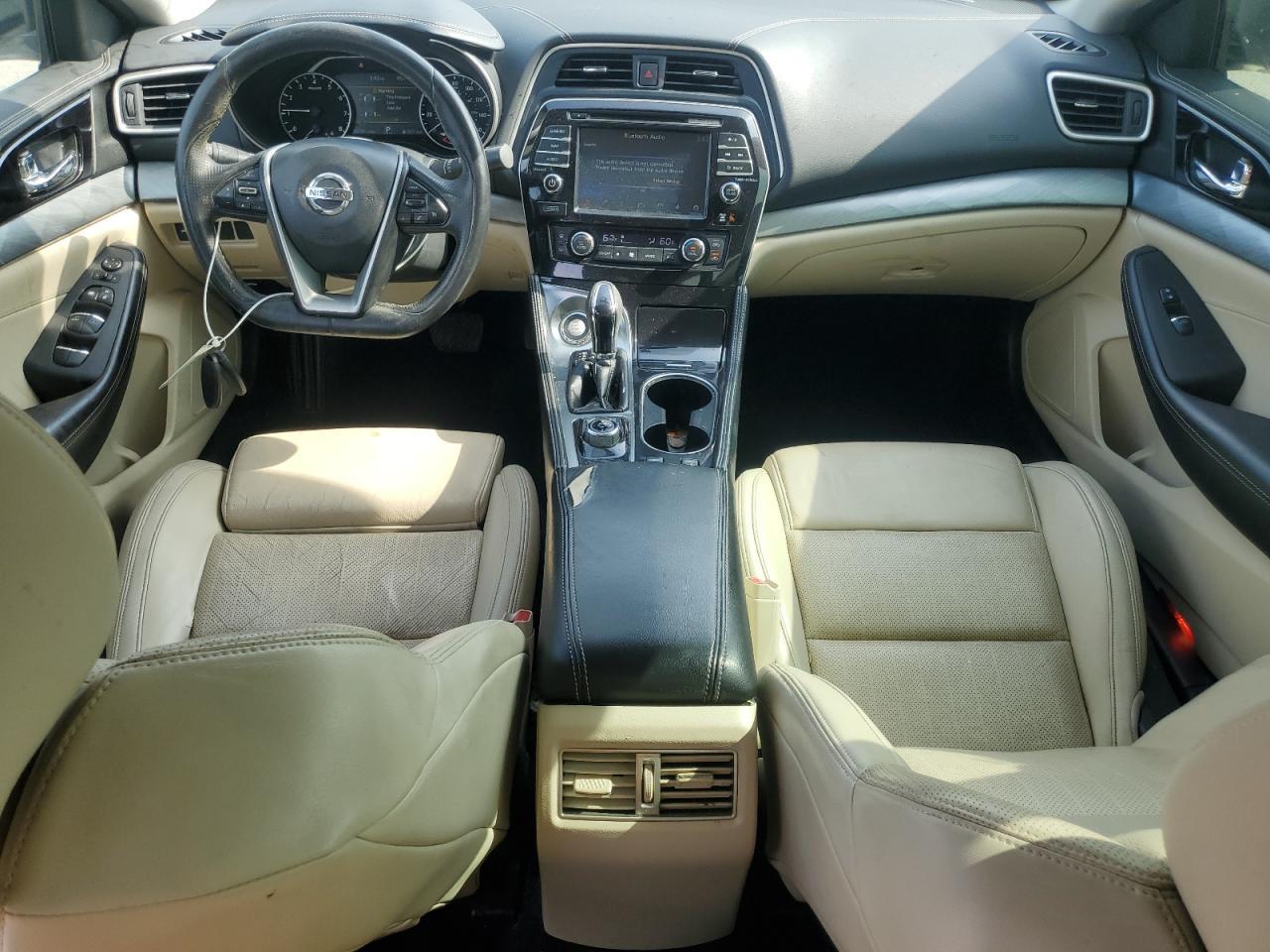 2016 NISSAN Maxima