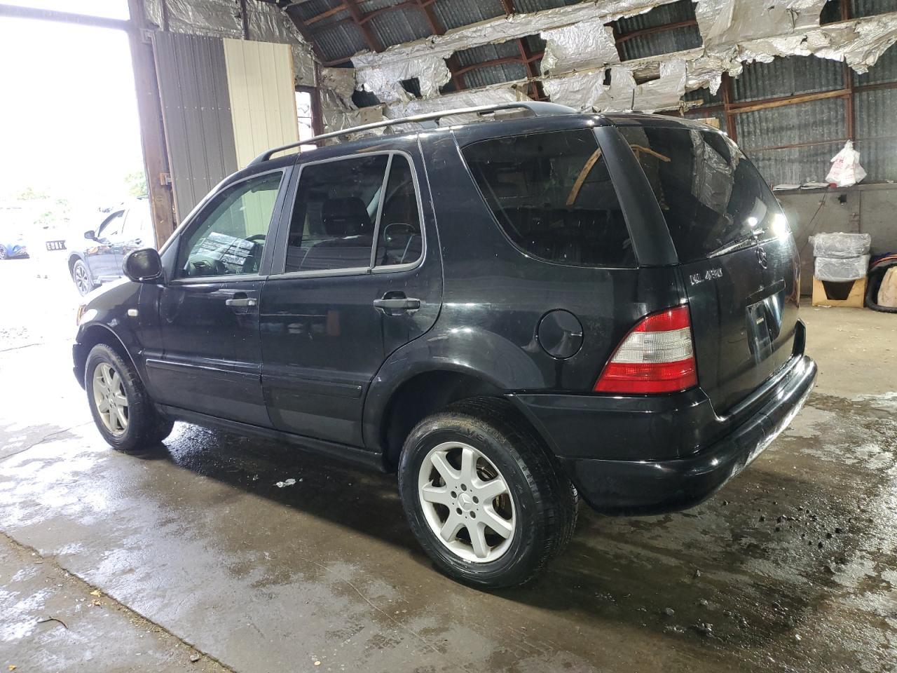2001 MERCEDES-BENZ ML-Class