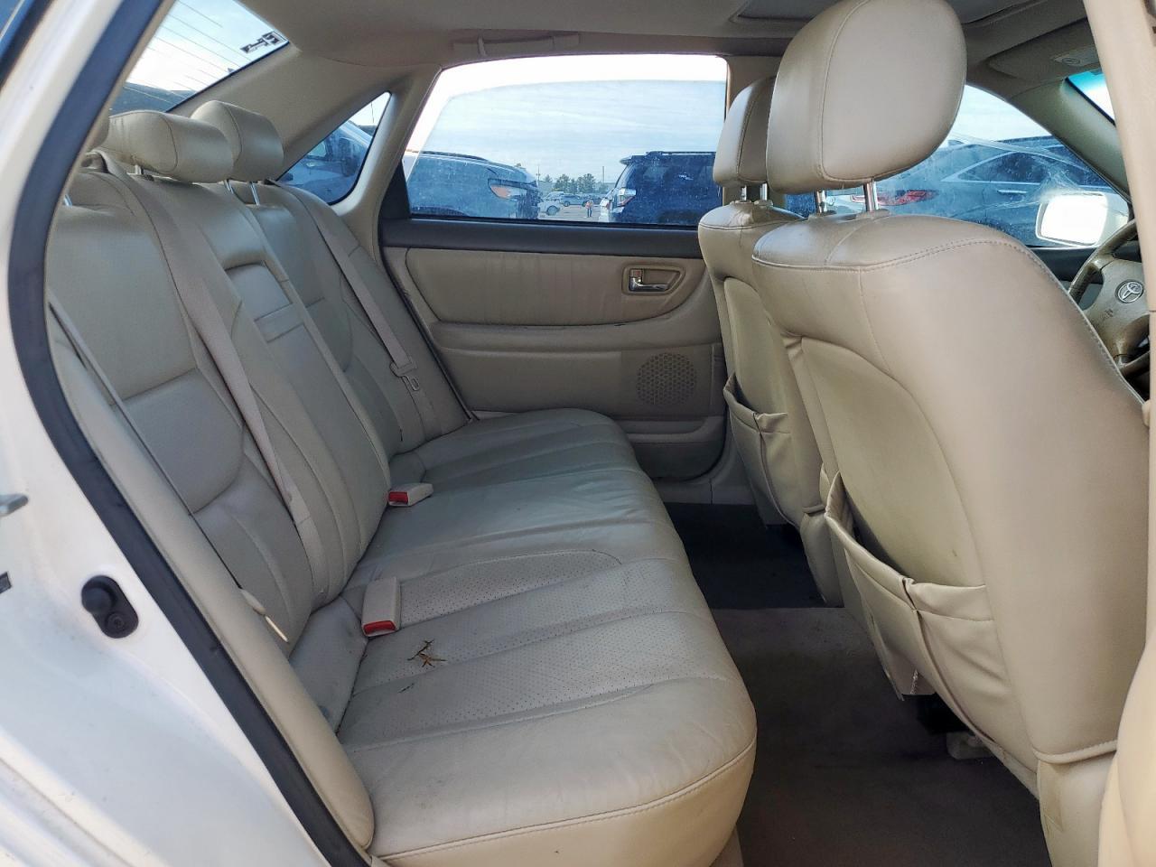 2004 TOYOTA Avalon