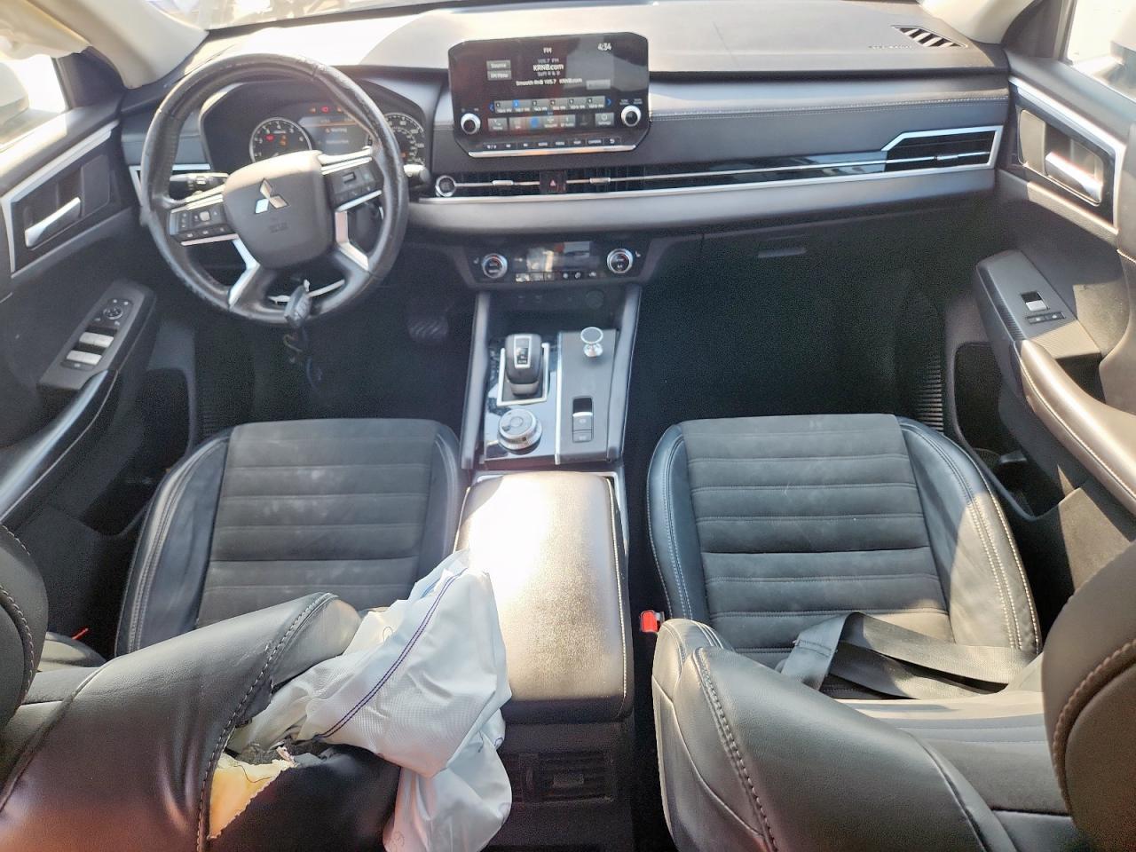 2022 MITSUBISHI outlander