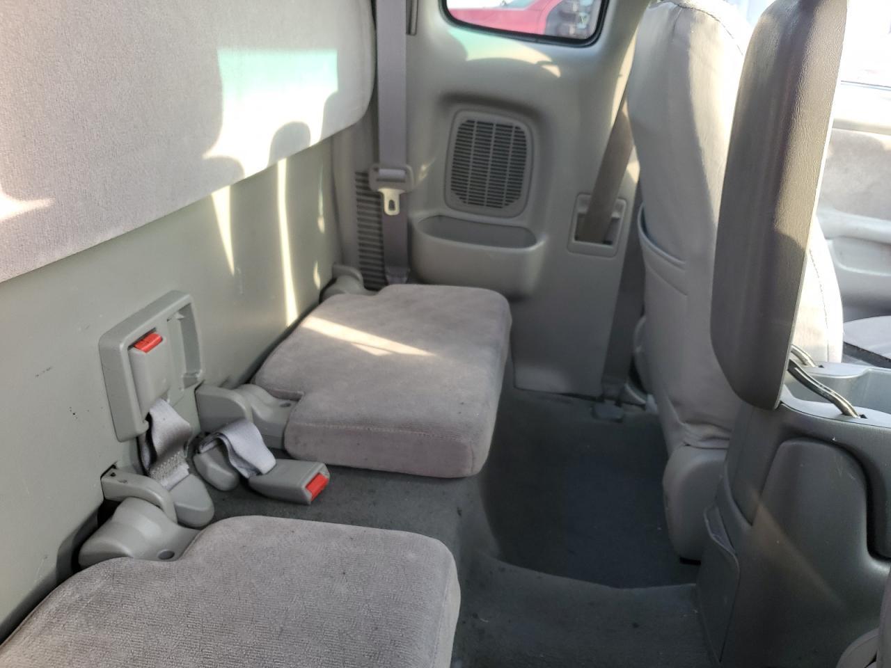 2001 TOYOTA TACOMA