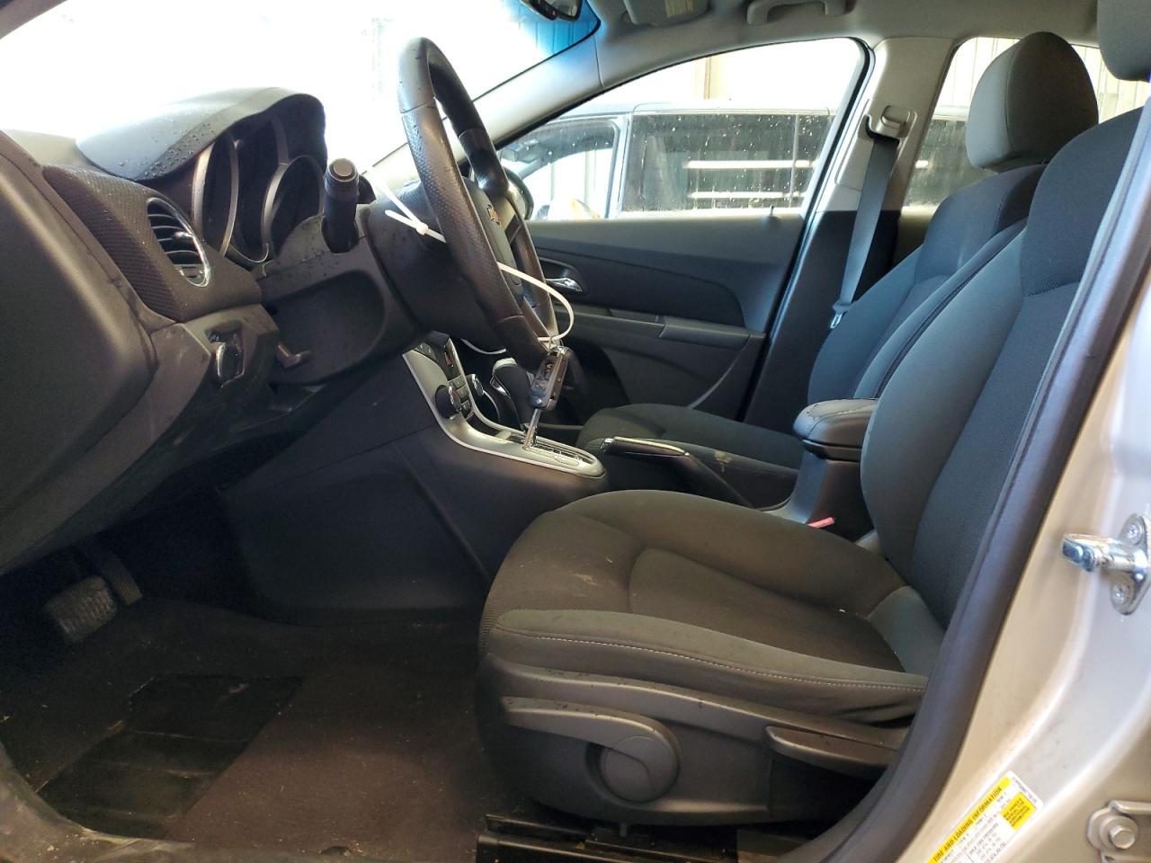 2011 CHEVROLET CRUZE