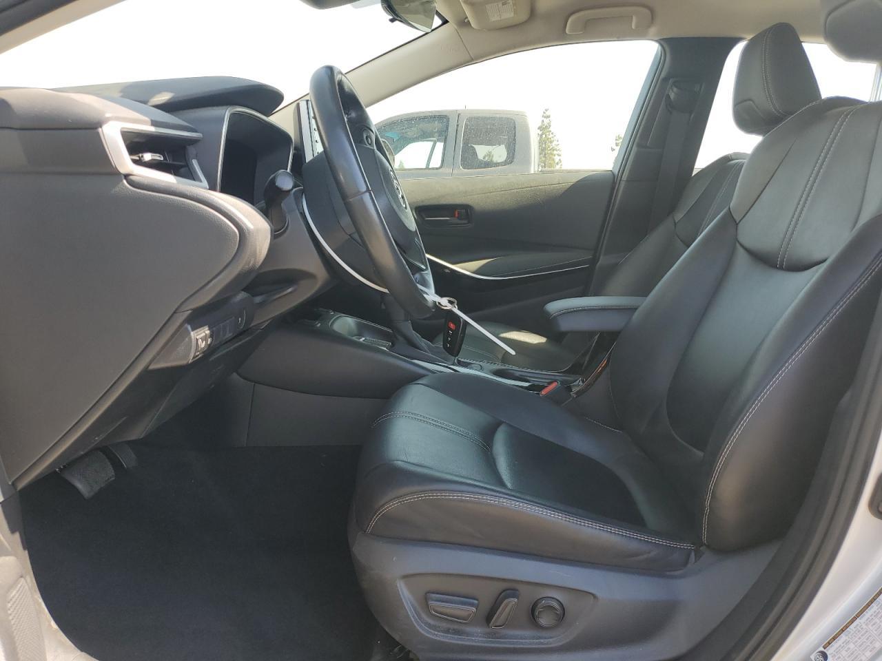2022 TOYOTA COROLLA
