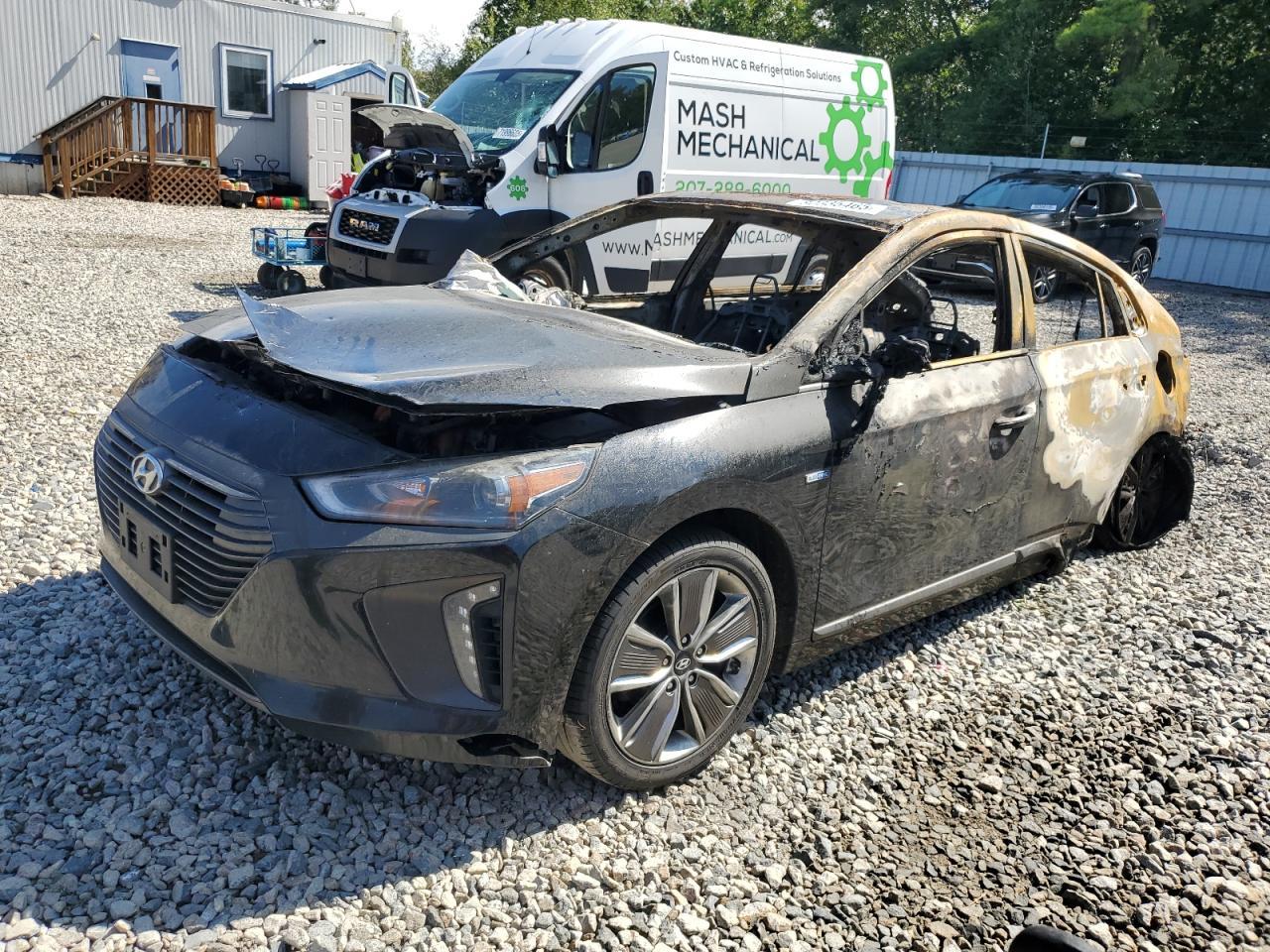 2017 HYUNDAI Ioniq