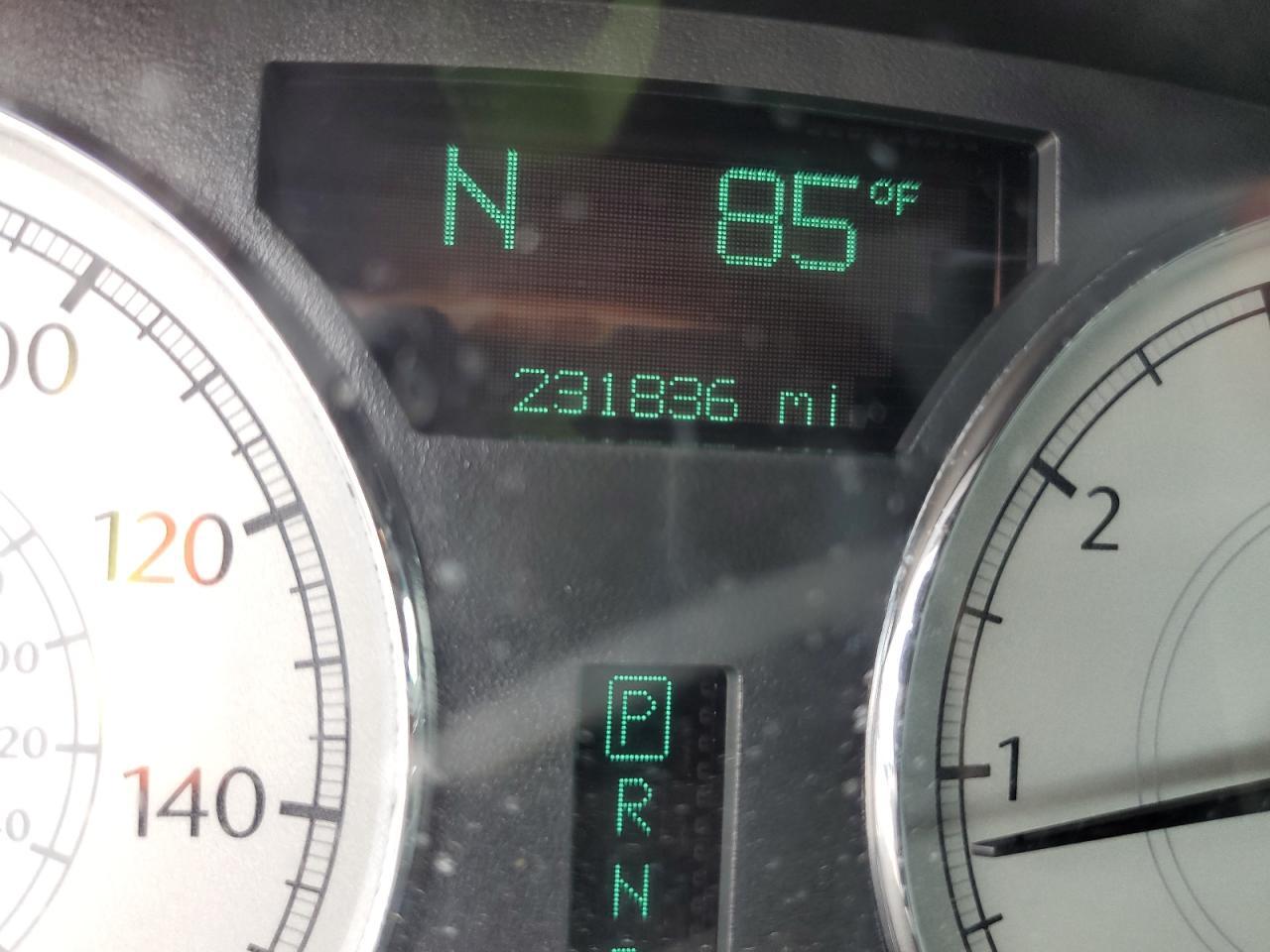 2005 CHRYSLER 300