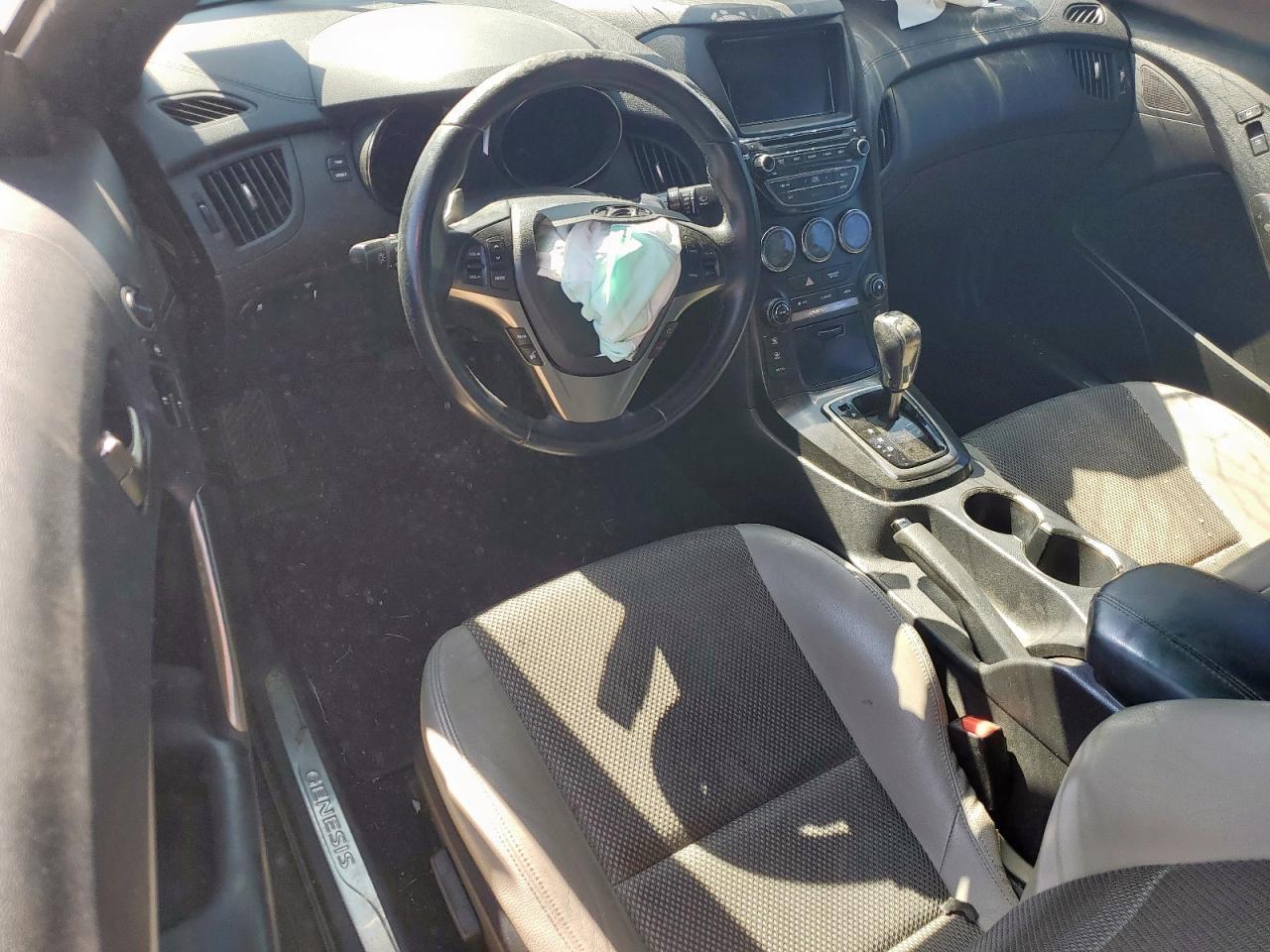 2014 HYUNDAI GENESIS