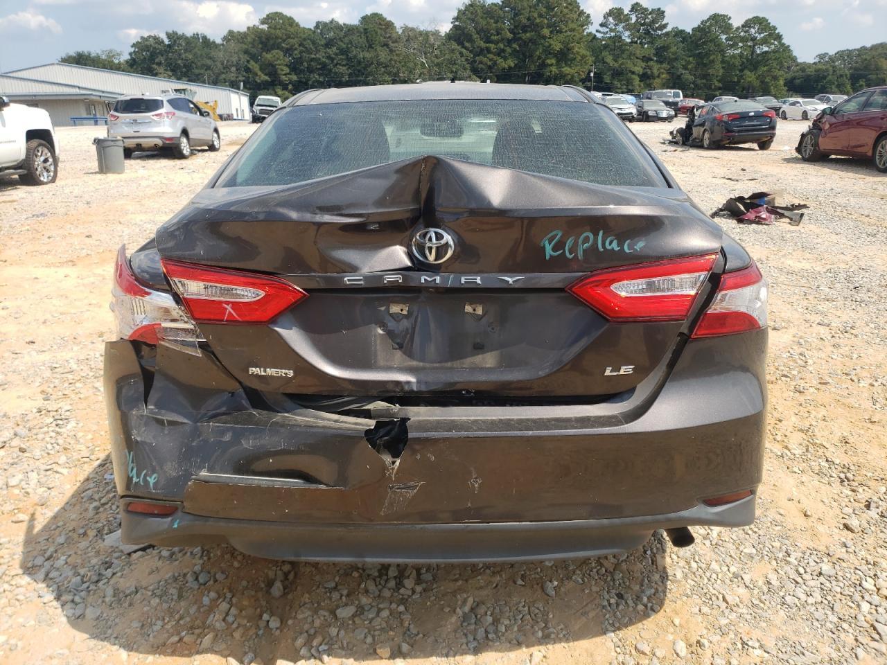 2018 TOYOTA CAMRY