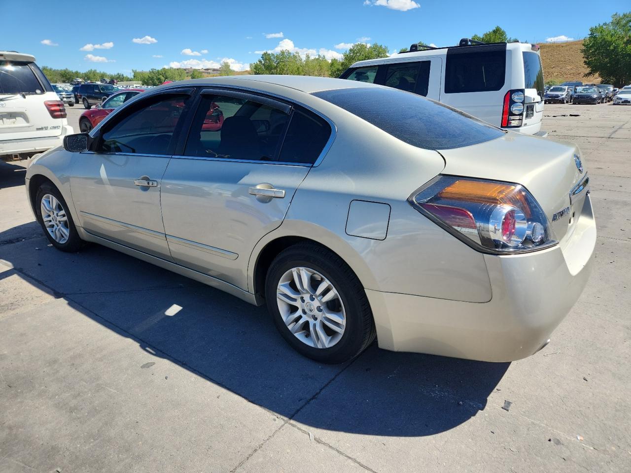 2010 NISSAN ALTIMA