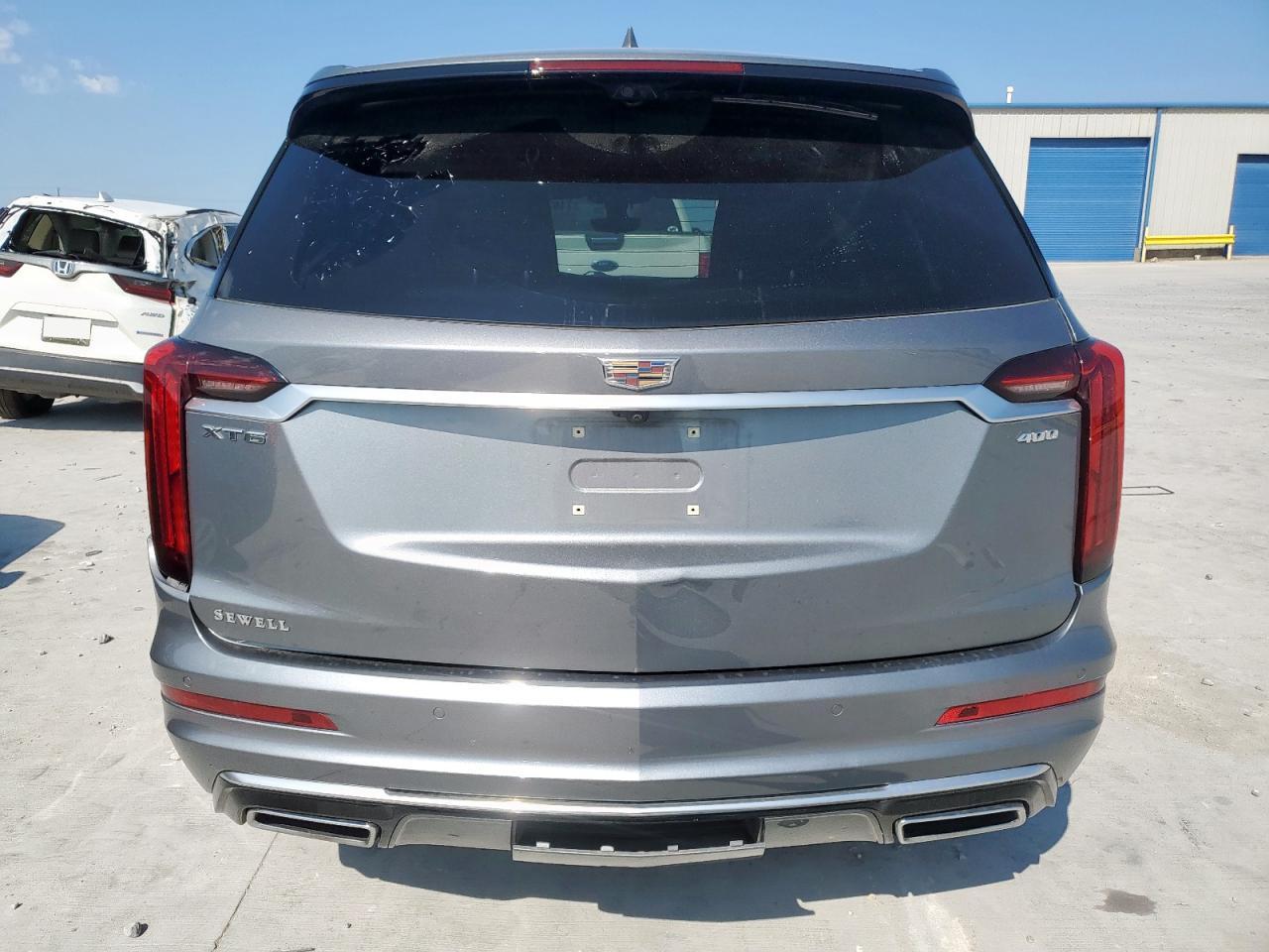 2022 CADILLAC XT6