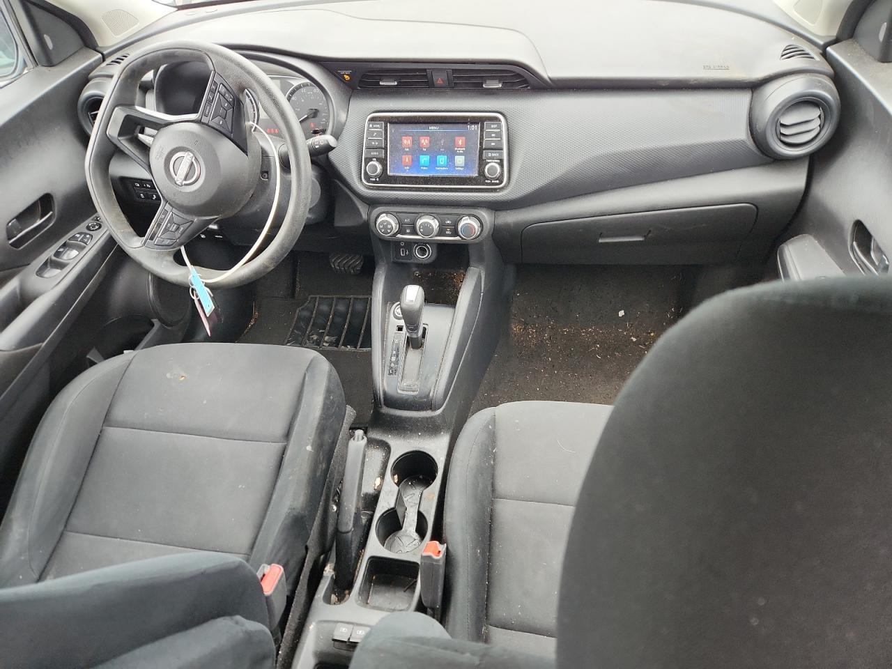 2024 NISSAN KICKS