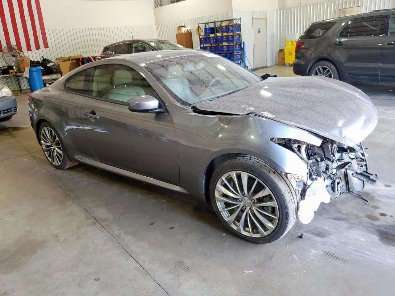 2012 INFINITI G37