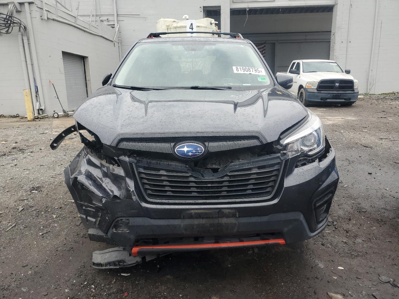 2019 SUBARU FORESTER