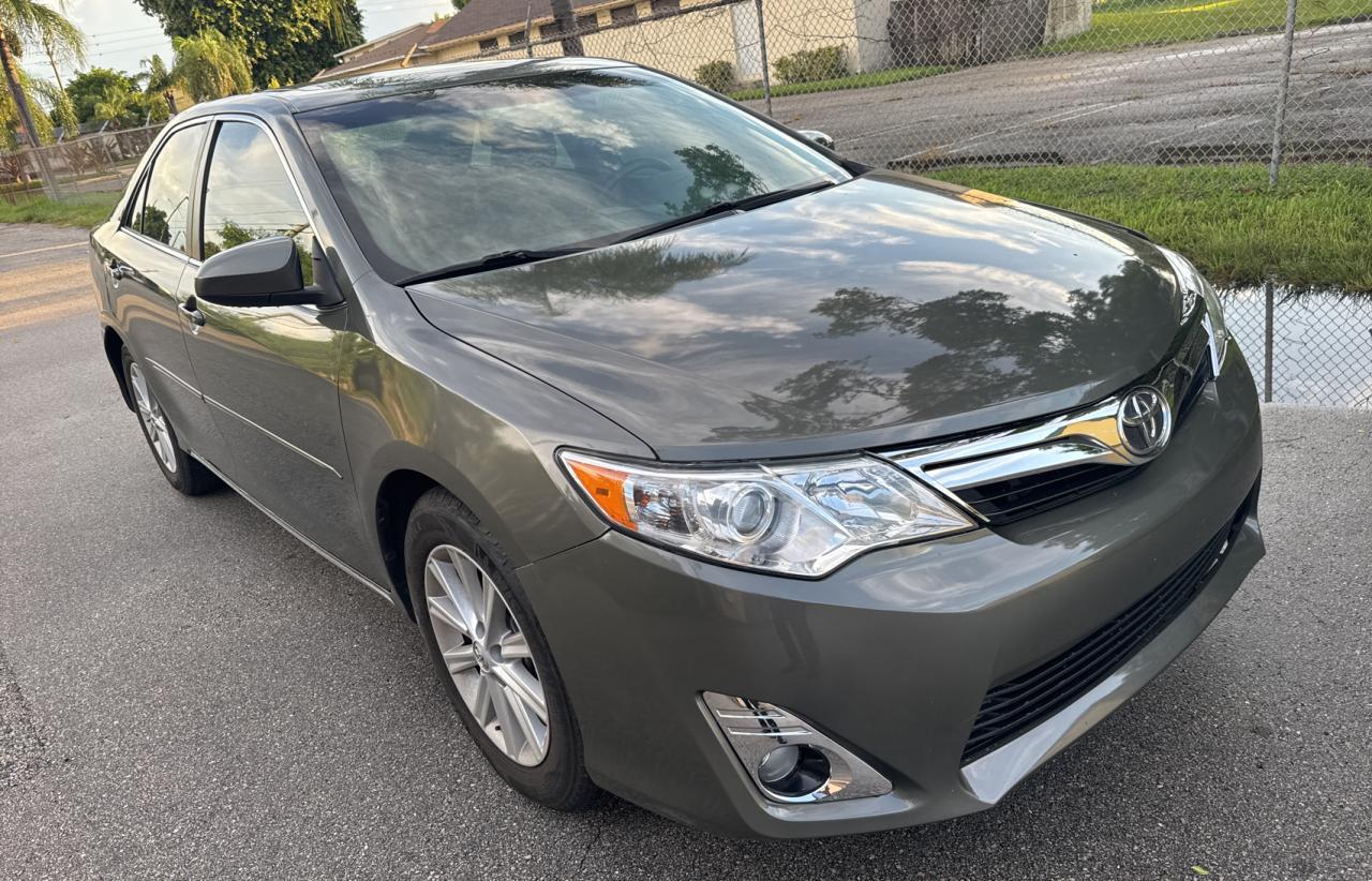 2014 TOYOTA CAMRY