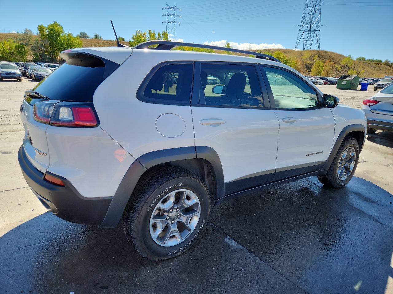 2019 JEEP CHEROKEE