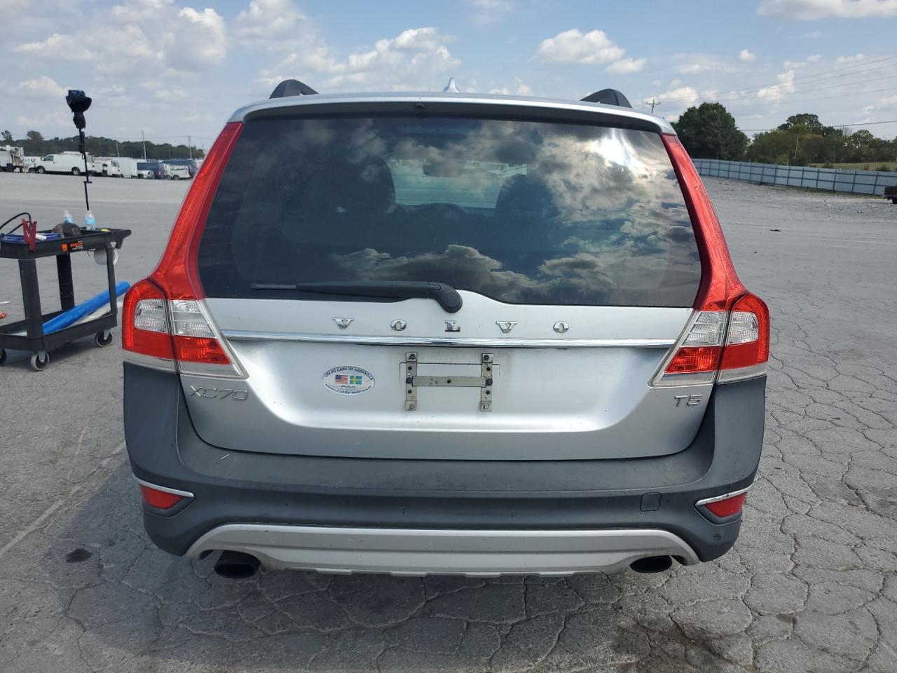 2015 VOLVO XC70