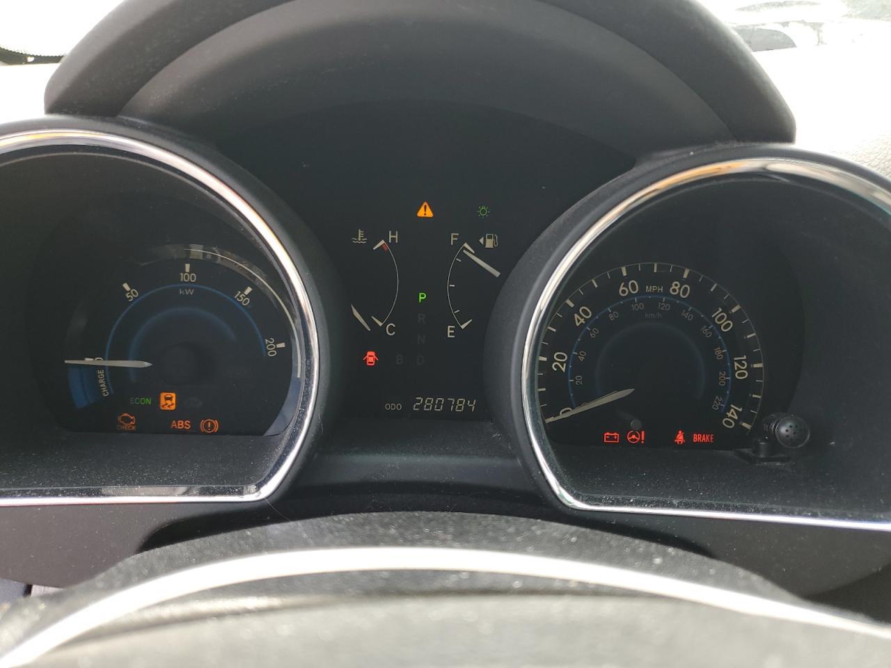 2010 TOYOTA HIGHLANDER