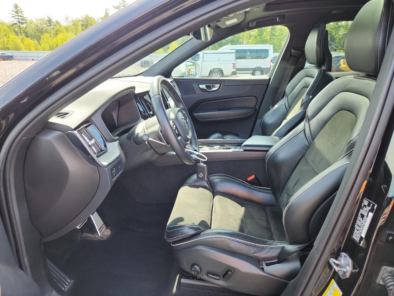 2018 VOLVO XC60