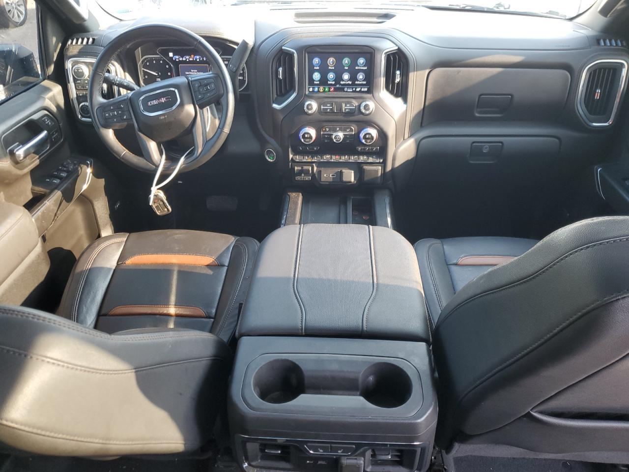 2023 GMC Sierra