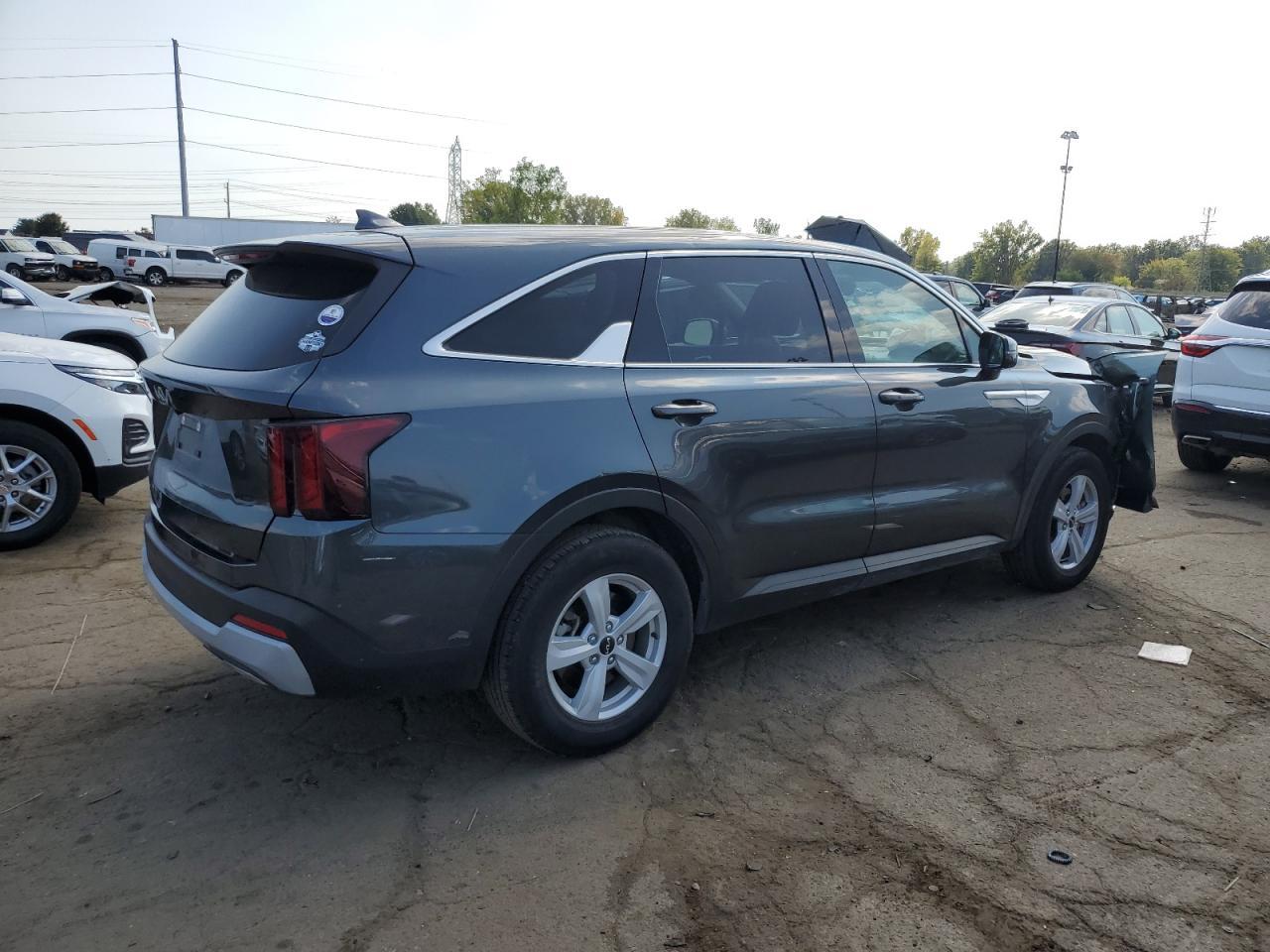 2024 KIA SORENTO