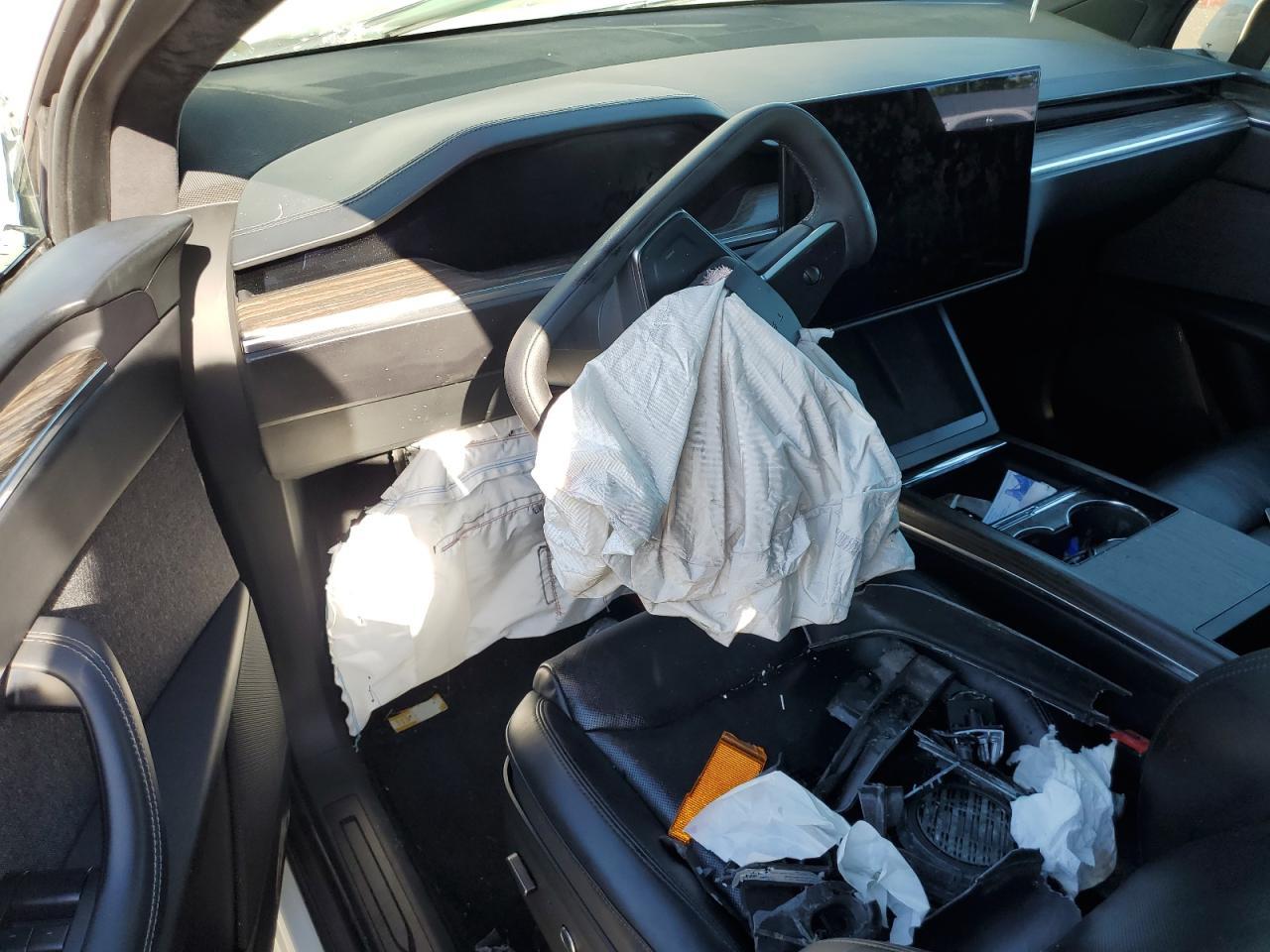 2023 TESLA MODEL X