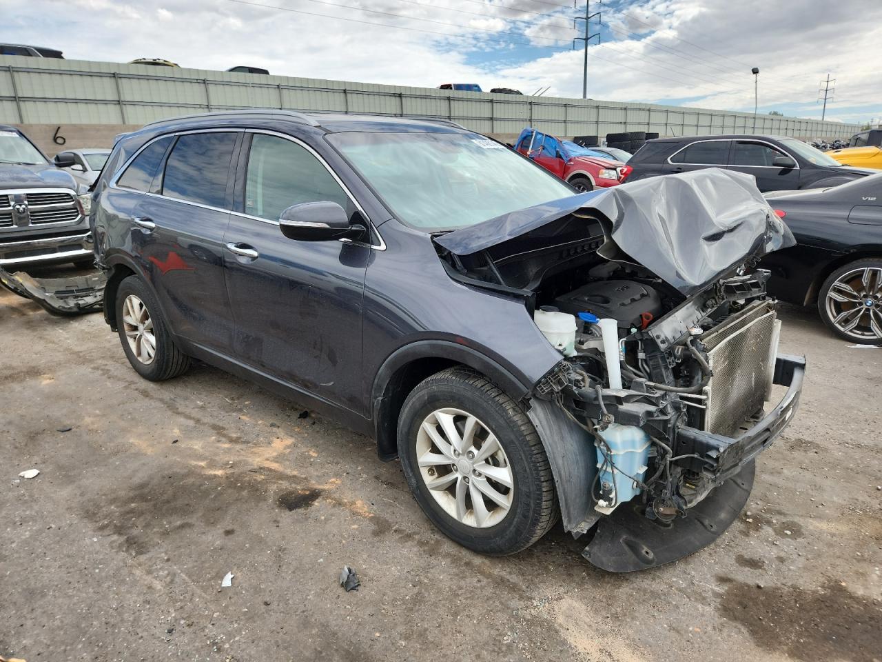 2017 KIA SORENTO