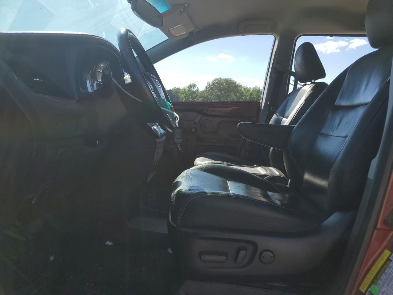 2017 TOYOTA SIENNA
