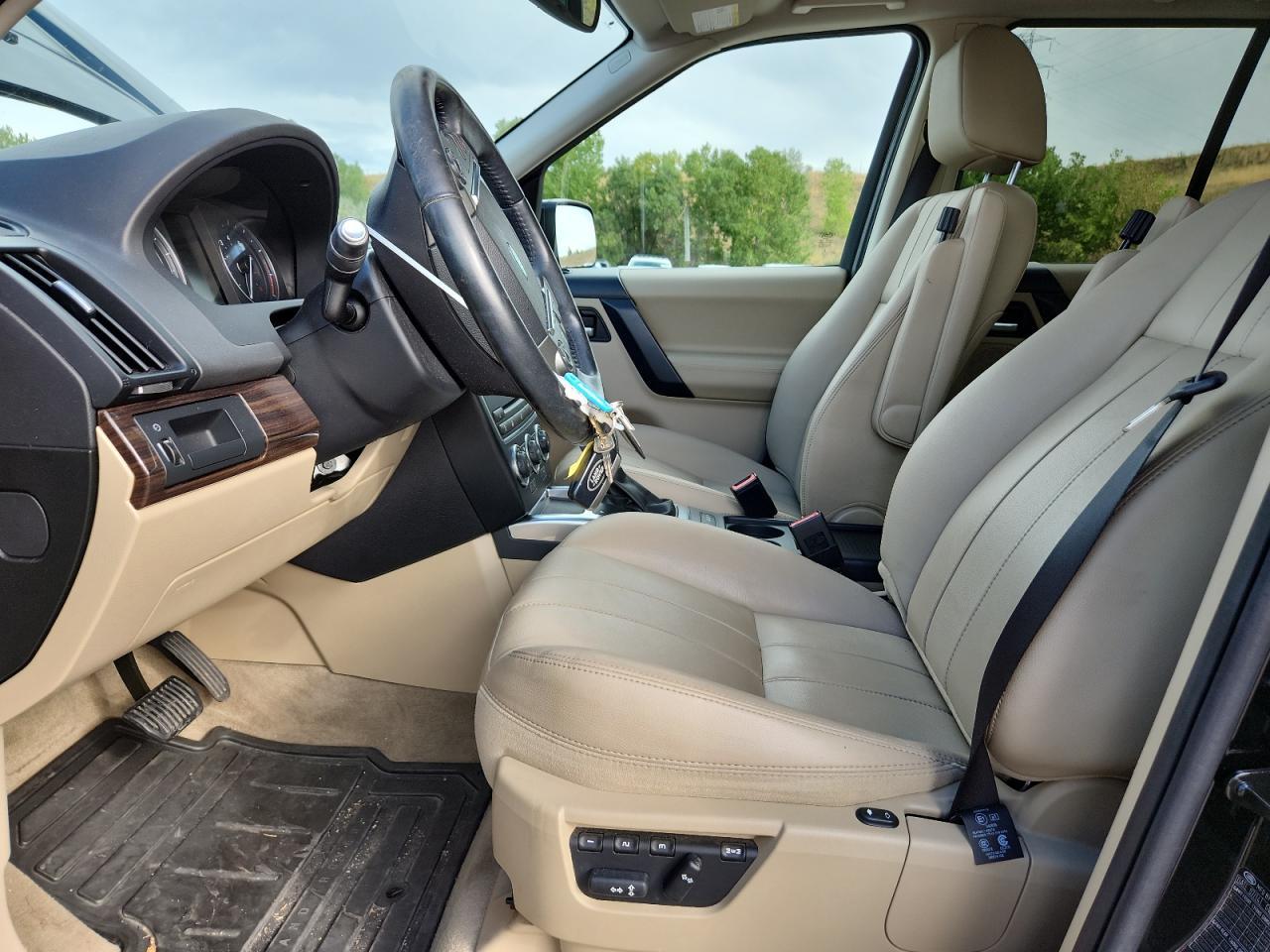 2015 LAND ROVER LR2