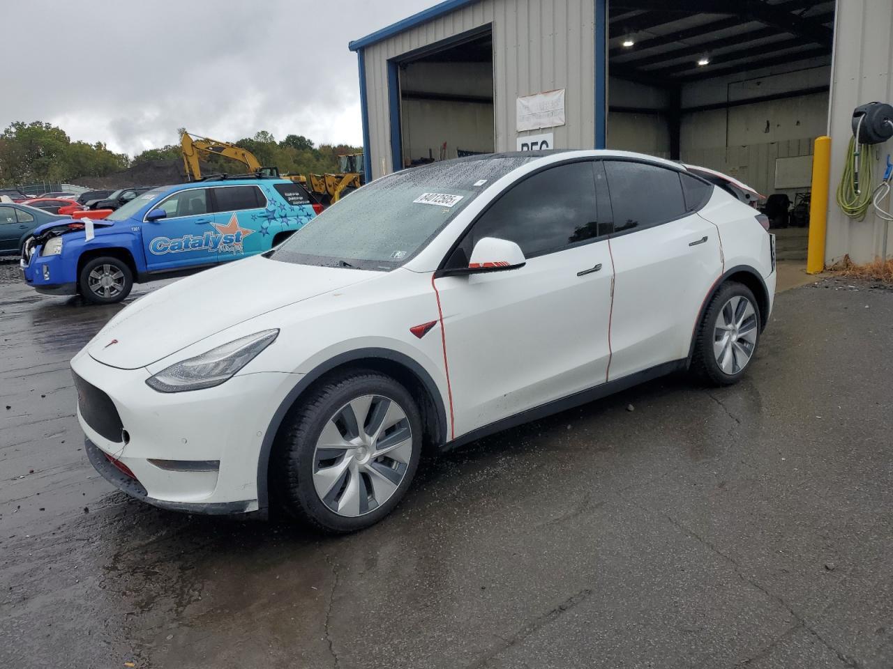 2020 TESLA MODEL Y