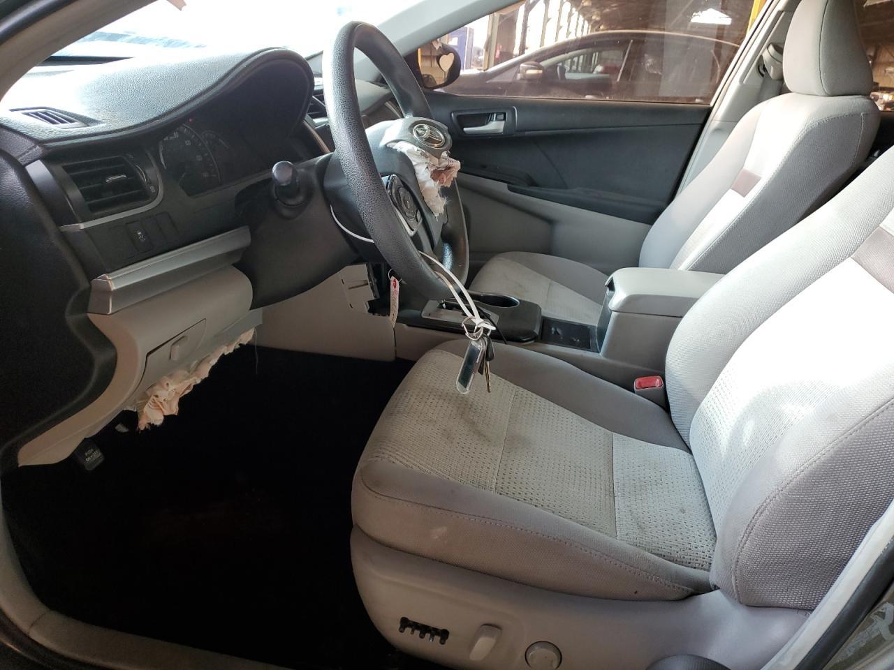 2012 TOYOTA CAMRY