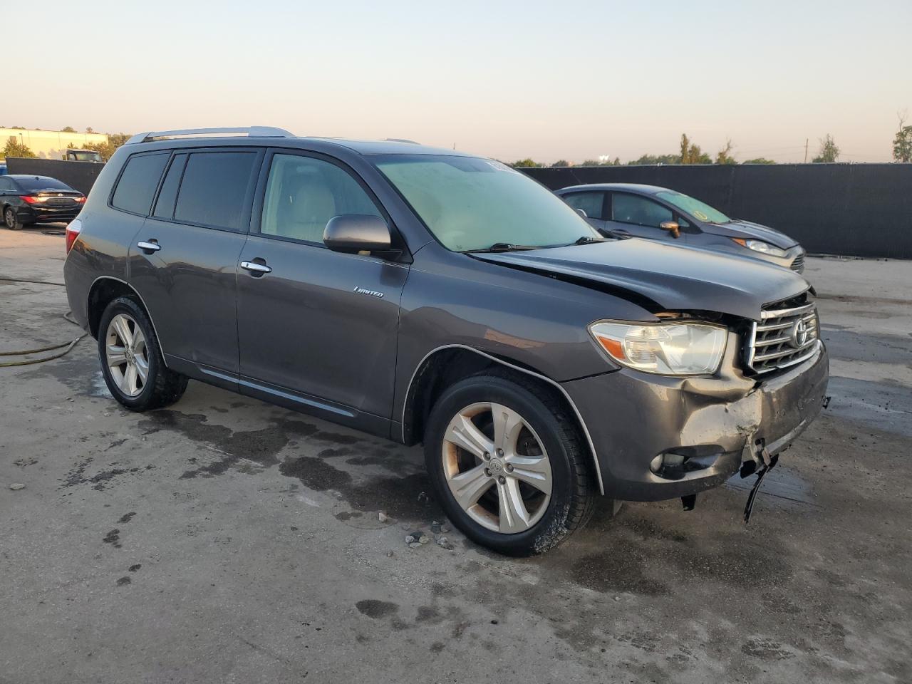 2009 TOYOTA HIGHLANDER