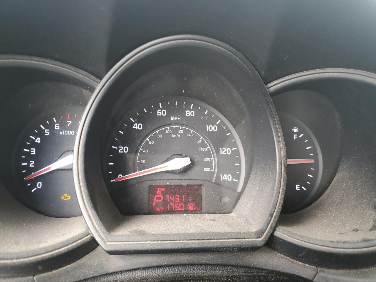 2013 KIA RIO