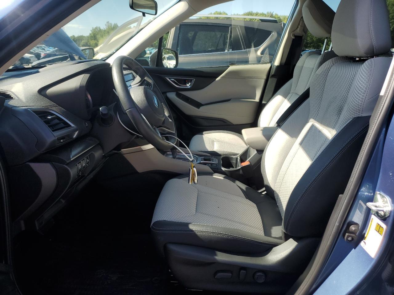 2023 SUBARU FORESTER