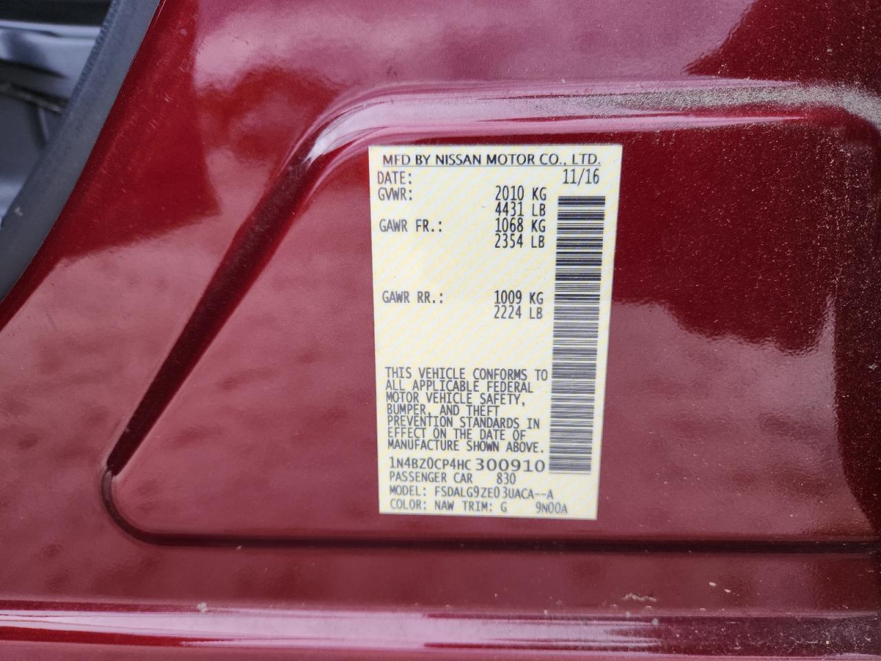 2017 NISSAN LEAF