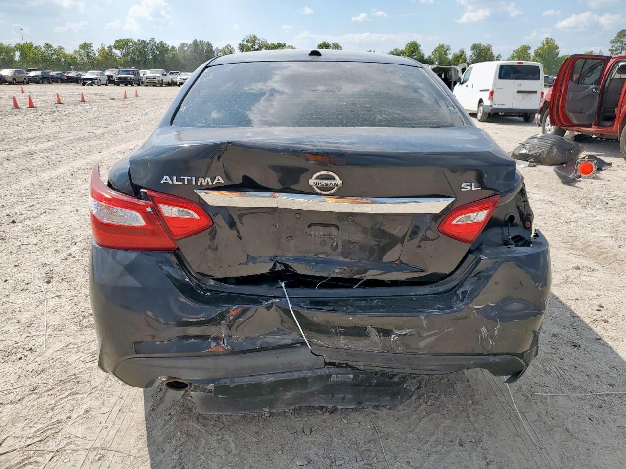 2017 NISSAN ALTIMA