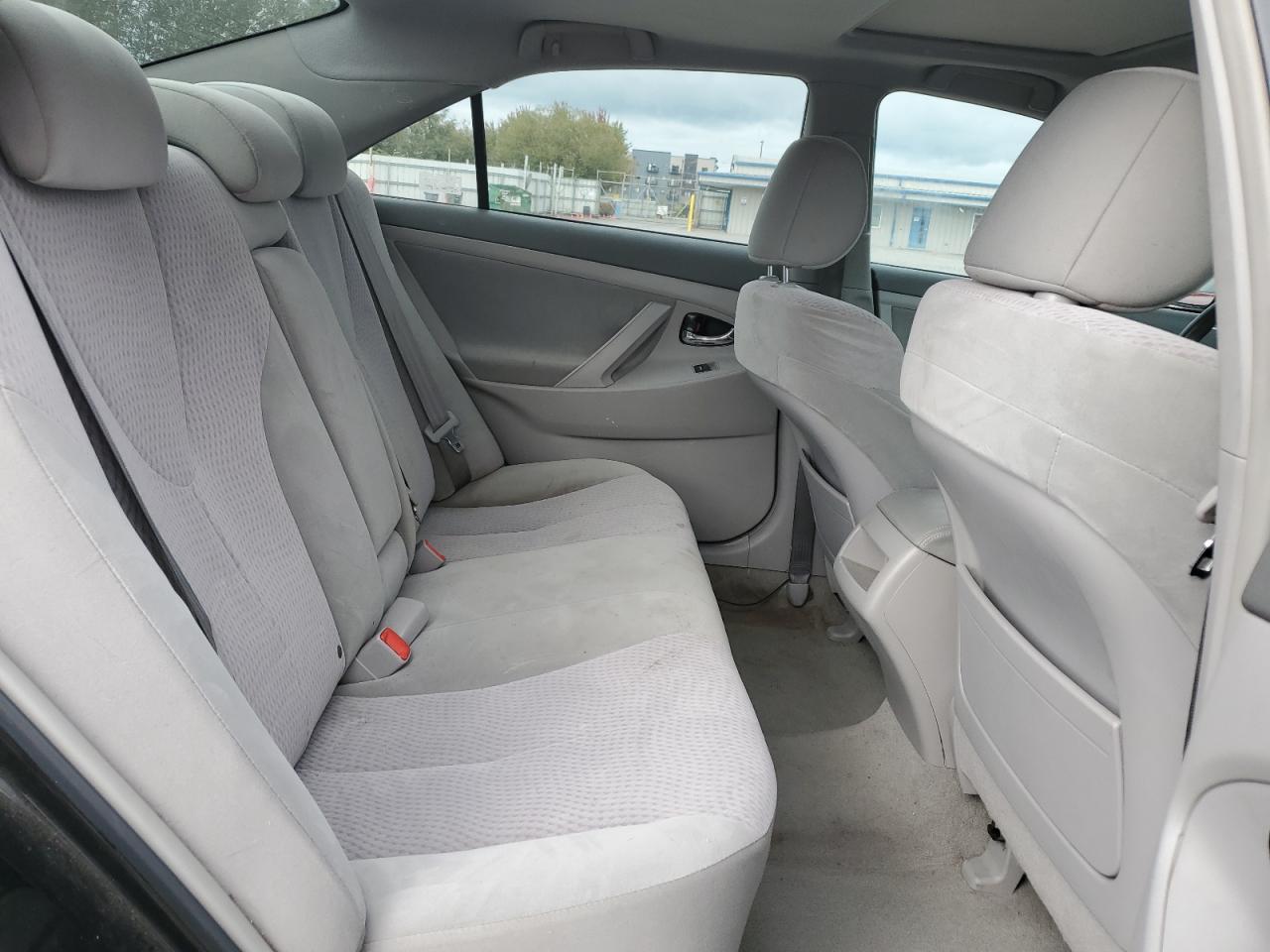 2011 TOYOTA CAMRY