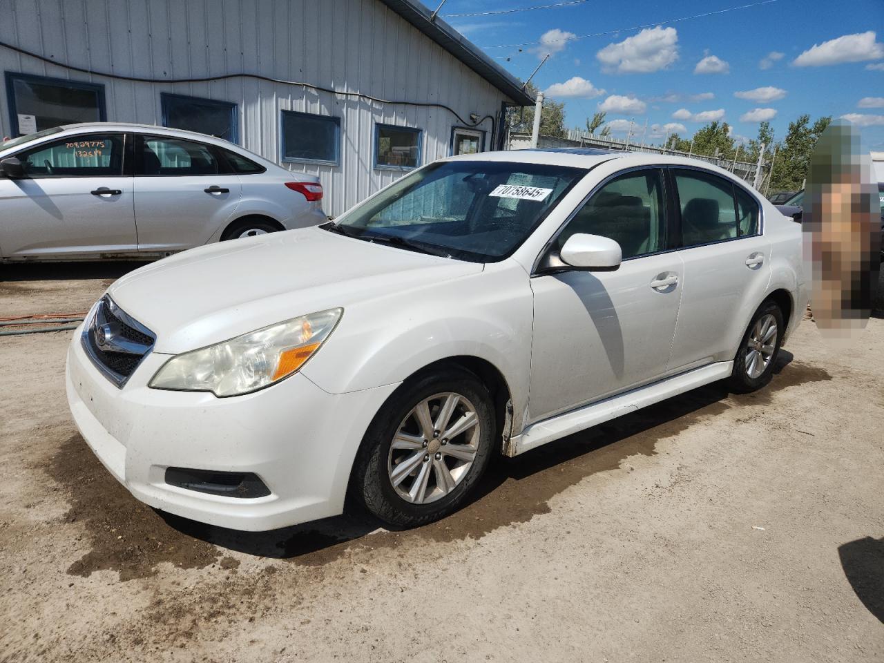 2010 SUBARU Legacy